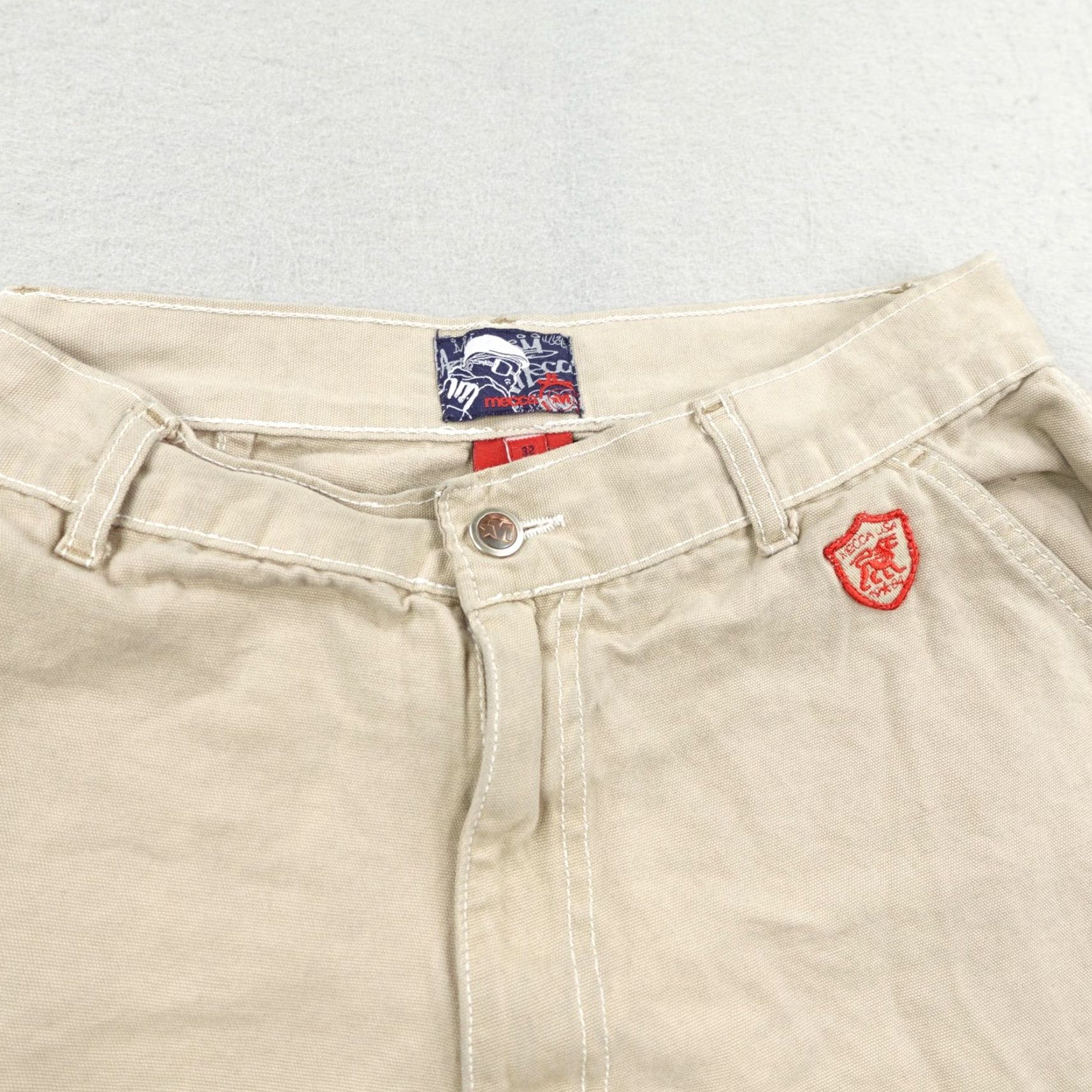 Vintage VINTAGE Mecca Cargo Shorts Mens 32 Khaki Beige Baggy Relaxed 10in Inseam Hip Hop Skater Y2K Men Size US 32 / EU 48 - 2 Thumbnail