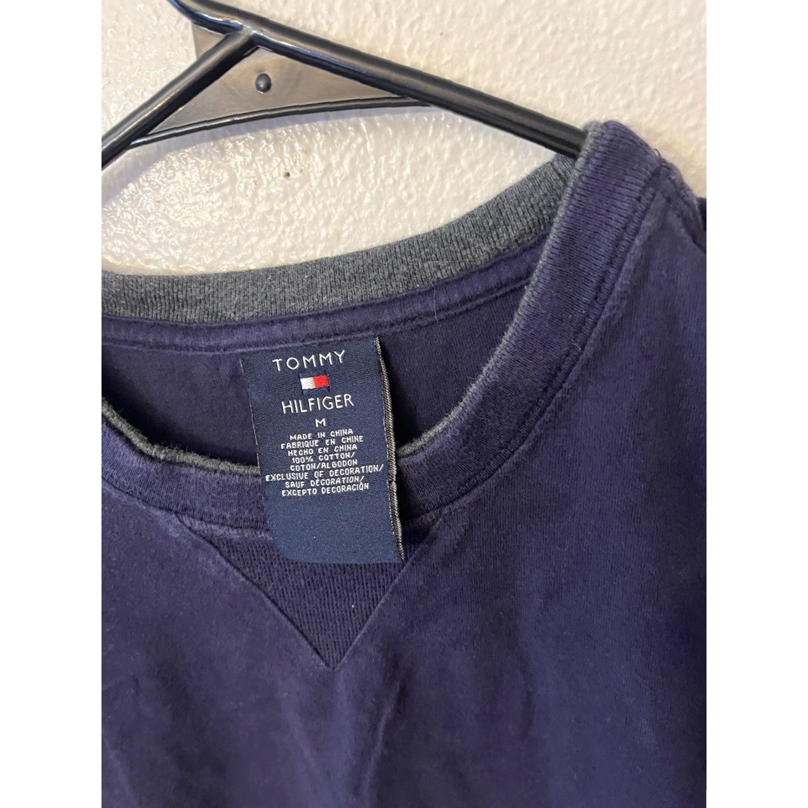 Tommy Hilfiger VINTAGE Tommy Hilfiger Shirt Medium Blue Long Sleeve Crewneck 90s Mens Size US M / EU 48-50 / 2 - 2 Thumbnail