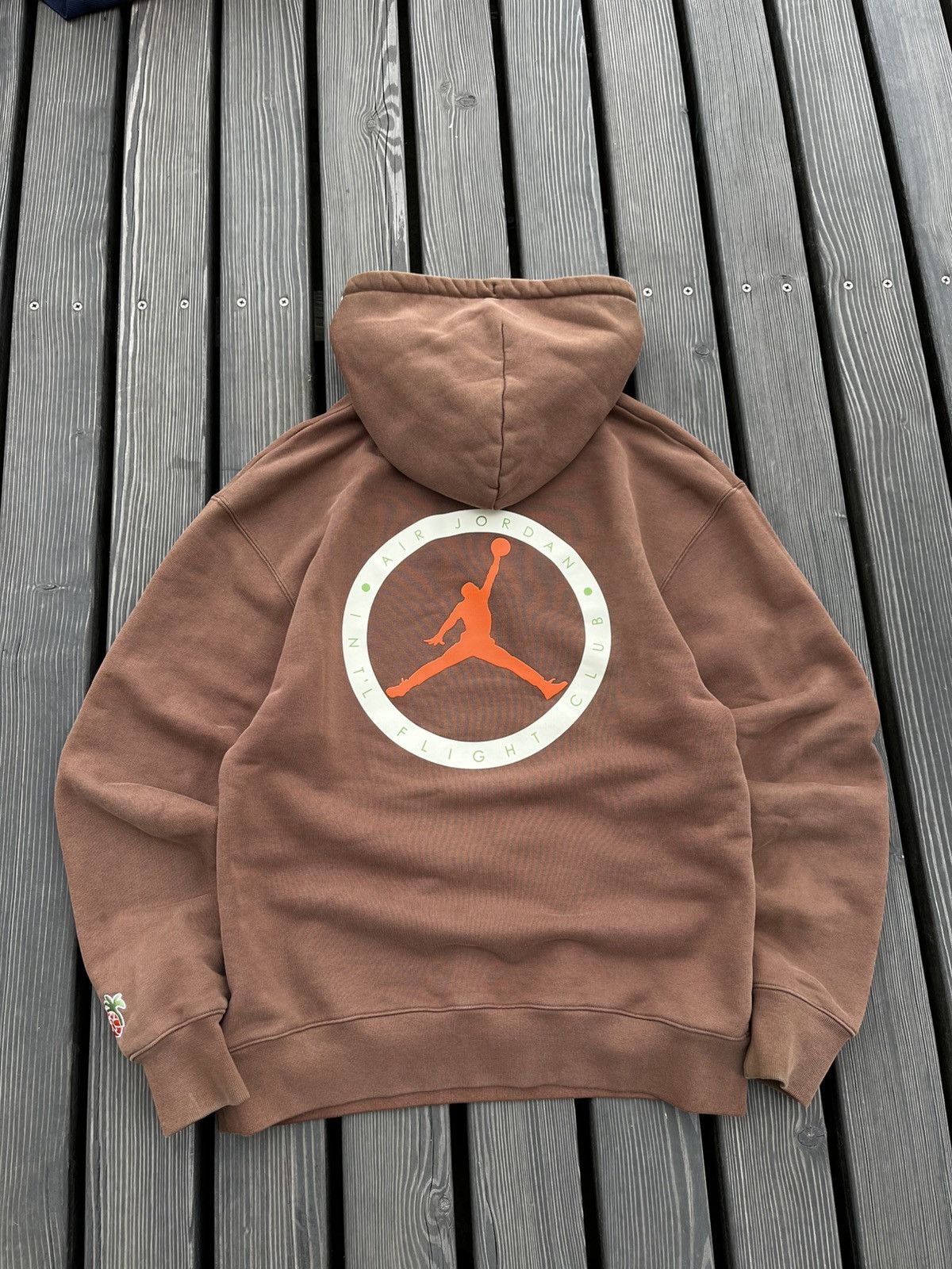 Jordan Brand Vintage Nike Air Jordan x Titan Brown Hoodie Baggy Boxy Fit Size US S / EU 44-46 / 1 - 2 Thumbnail