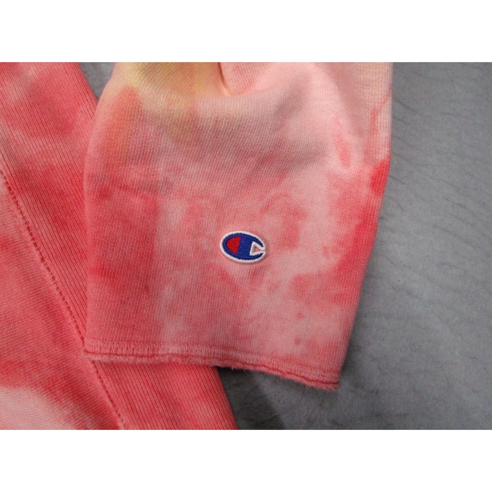Champion VINTAGE Champion Sweatshirt Mens 2XL XXL Pink Tie Dye Reverse Weave Pullover Shirt Mens Pink Tie Dye Reverse Weave Sweatshirt Size US XXL / EU 58 / 5 - 4 Thumbnail