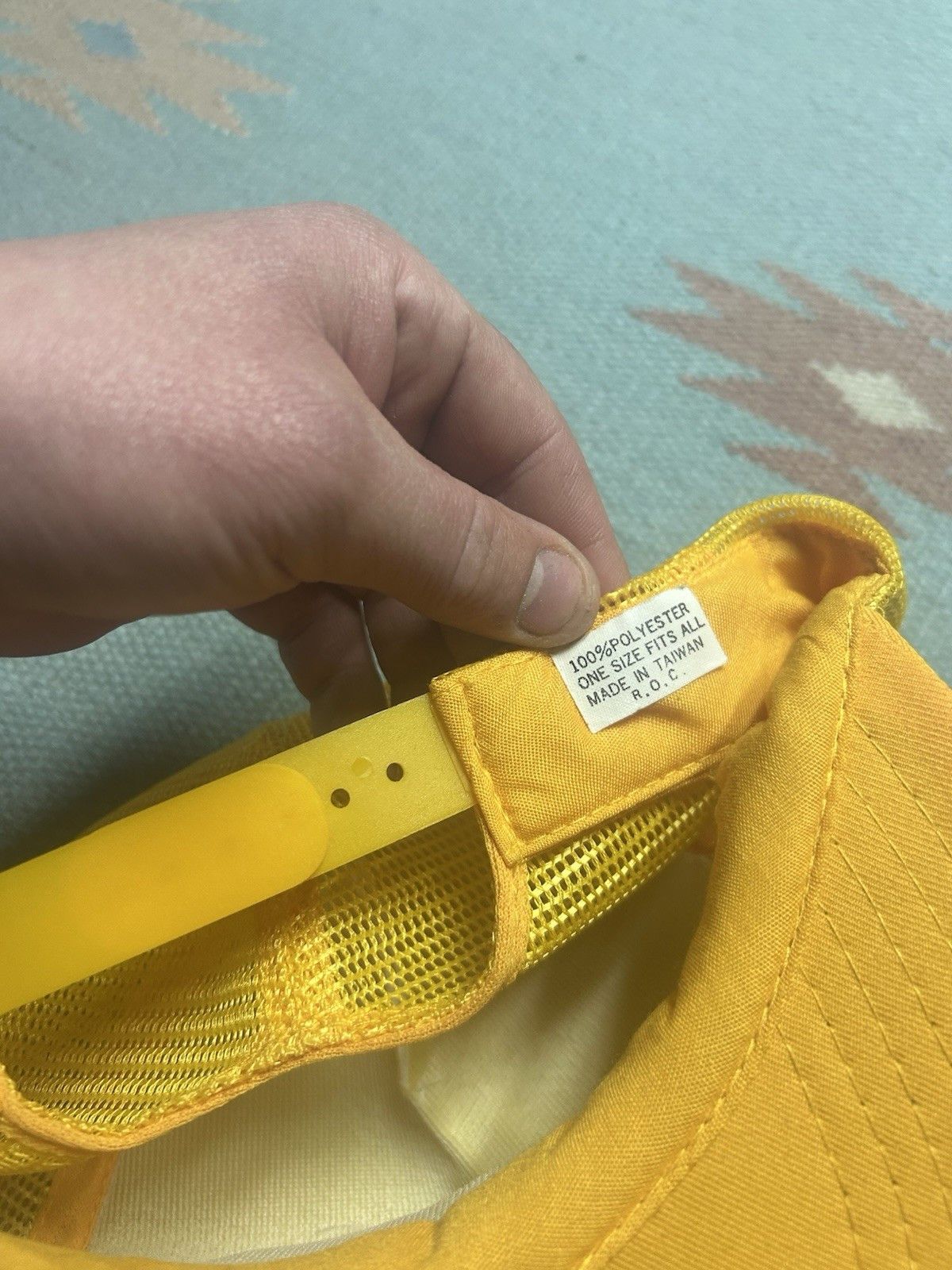 Vintage Vintage trucker hat Litchfield Hills fence co yellow white Size ONE SIZE - 7 Thumbnail