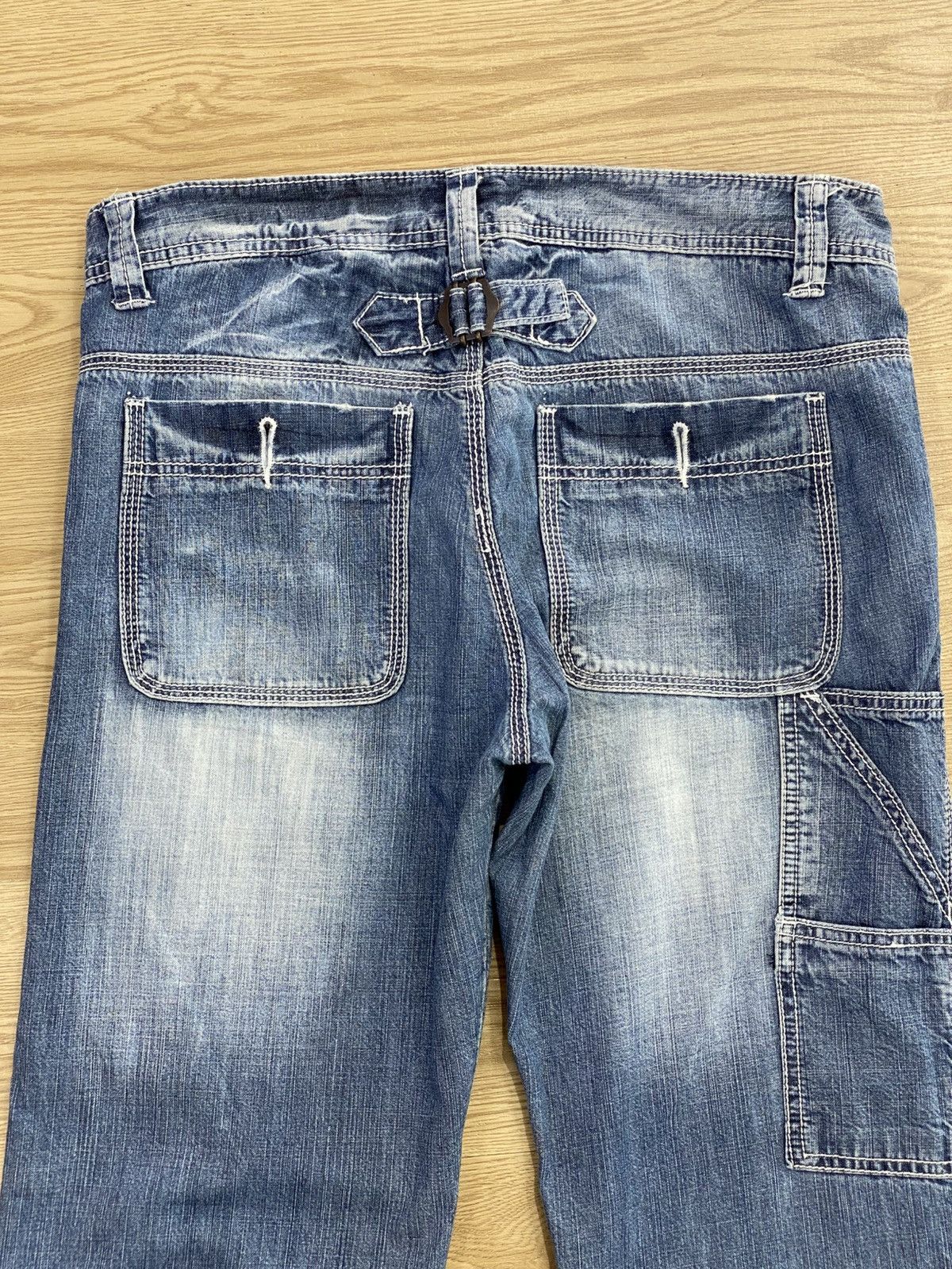 Japanese Brand Japanese Brand Faded Blue Wash Buckle Back Style Jeans Size US 32 / EU 48 - 4 Thumbnail