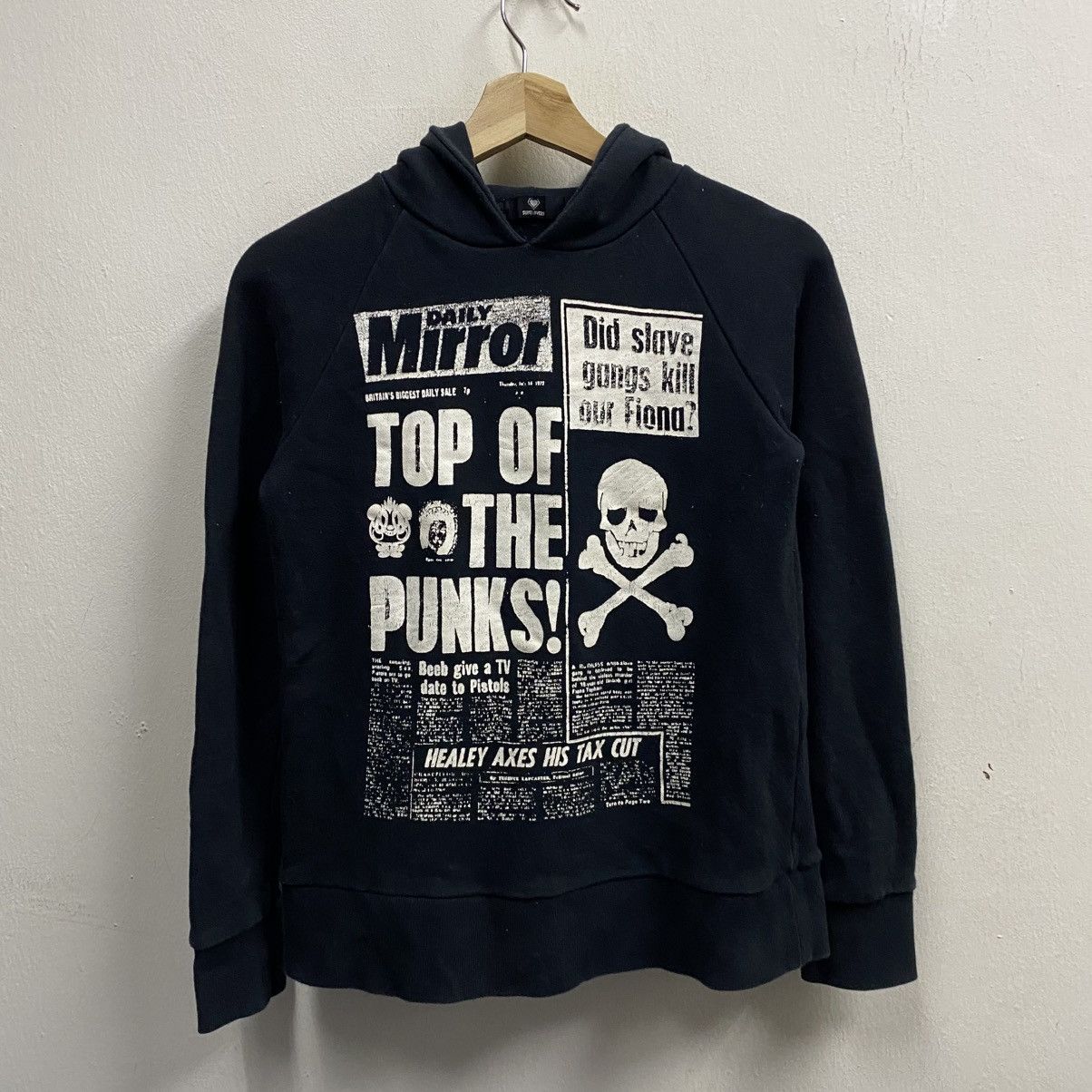Japanese Brand Vintage Super Lovers Punk Rock Design Pullover Hoodie Size US S / EU 44-46 / 1 - 1 Thumbnail