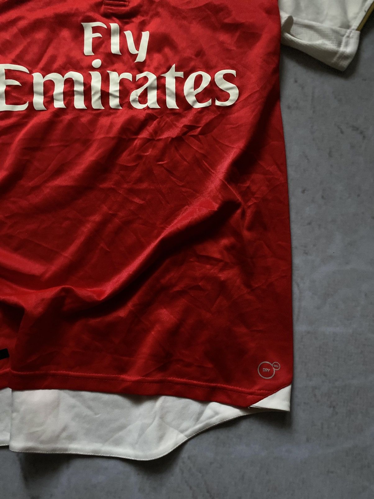 Puma Willo №1 Puma Arsenal “Fly Emirates” Away Kit Soccer Jersey Size US M / EU 48-50 / 2 - 5 Thumbnail