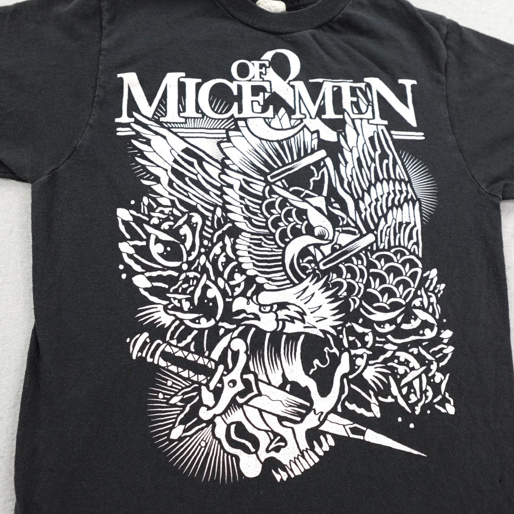 Vintage Of Mice & Men Shirt Mens Small Black White Flash Art Metalcore Hardcore Band Tee Size US S / EU 44-46 / 1 - 2 Thumbnail