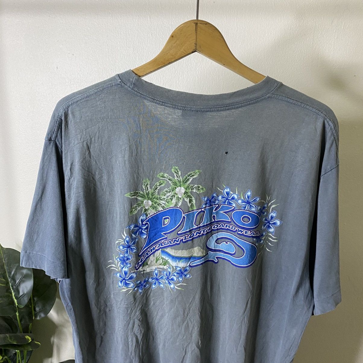 Vintage Y2K Piko Surf Nice Back Graphic Surfing Faded T Shirt Size US XL / EU 56 / 4 - 2 Thumbnail