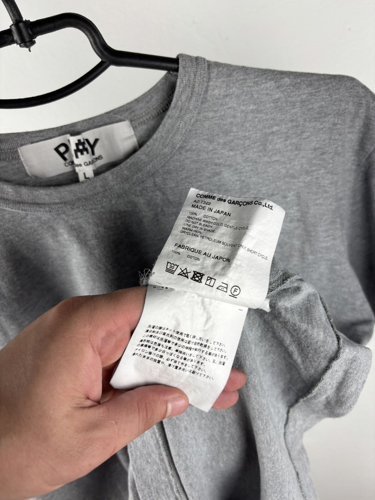 Comme des Garcons Play Come des Garcons t shirt size L Size US L / EU 52-54 / 3 - 5 Thumbnail