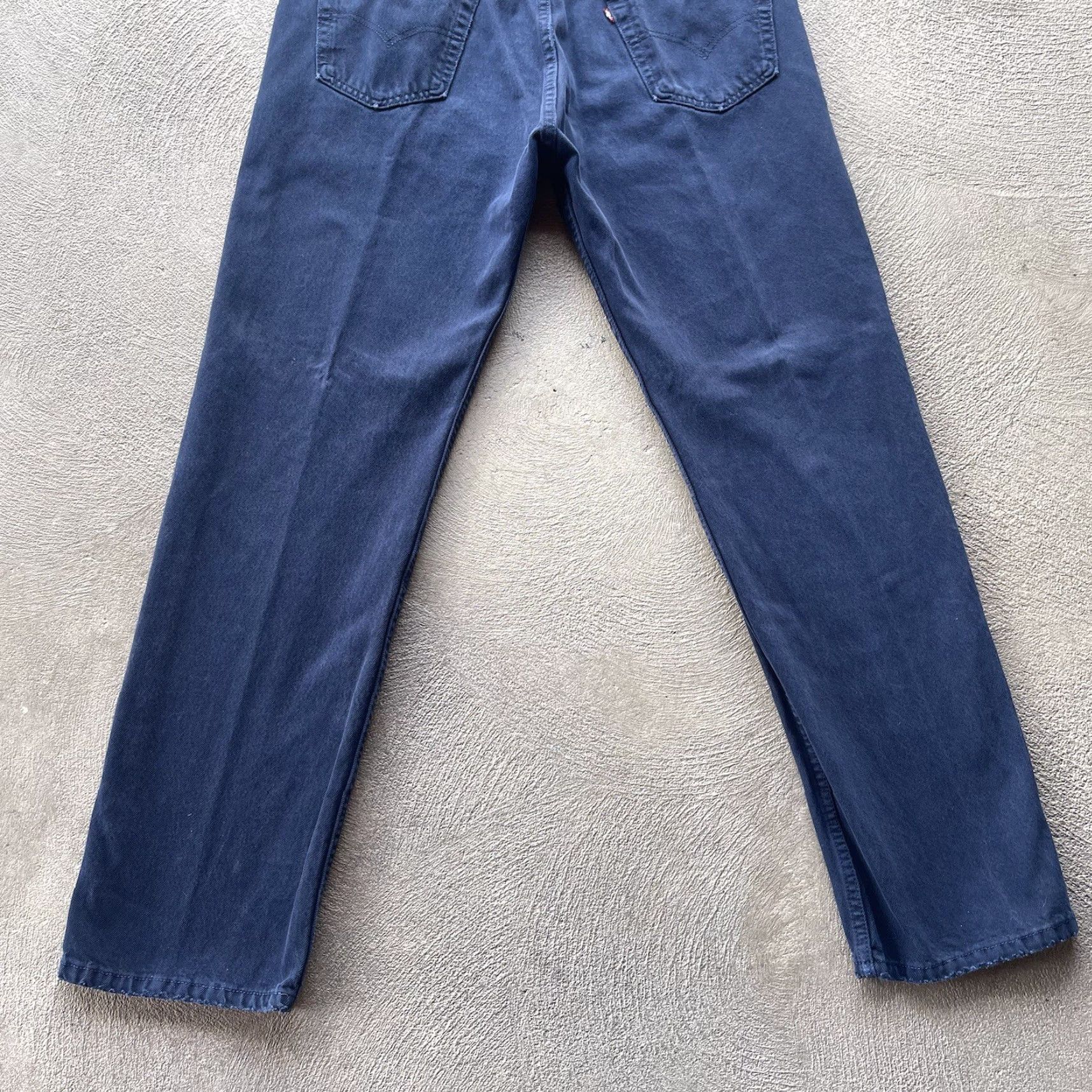 Levi's VINTAGE Levi's 501 Jeans Mens 38x32 Blue Denim Button Fly Straight Fit 80s 90s USA Size US 38 / EU 54 - 3 Thumbnail