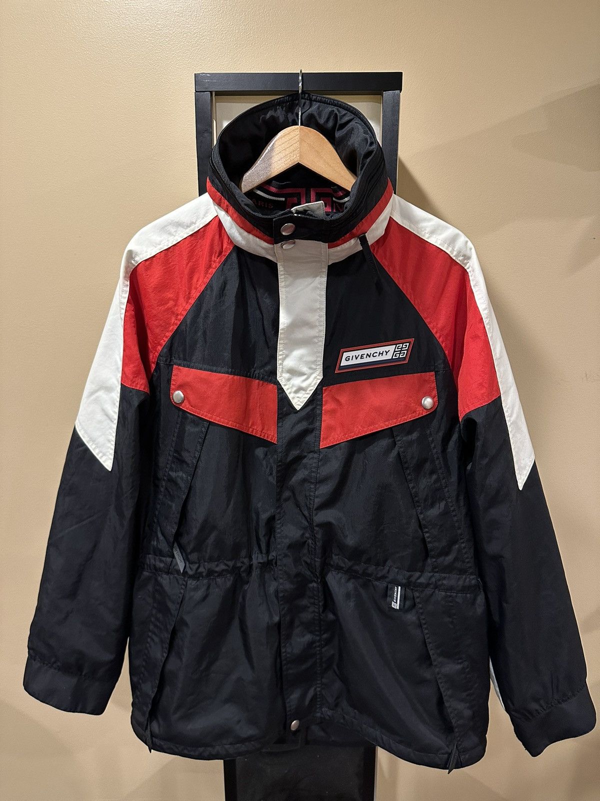 Givenchy Givenchy Vintage Sports Sailing Zip Up Black / Red Jacket Size US L / EU 52-54 / 3 - 1 Thumbnail