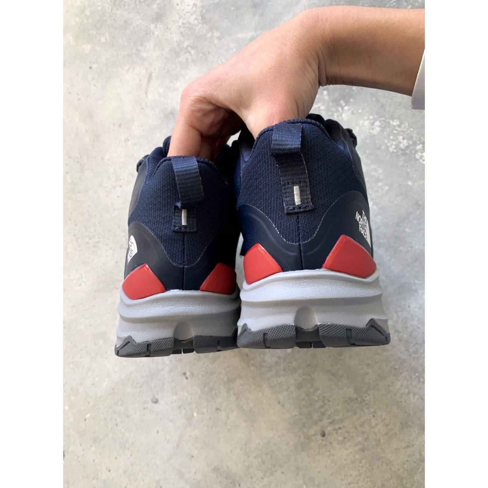 The North Face THE NORTH FACE VECTIV EXPLORIS 2 MID FUTURELIGHT BOOTS Men US14 48 Gray Hiking Waterproof Boot Mens Size US 13 / EU 46 - 6 Thumbnail