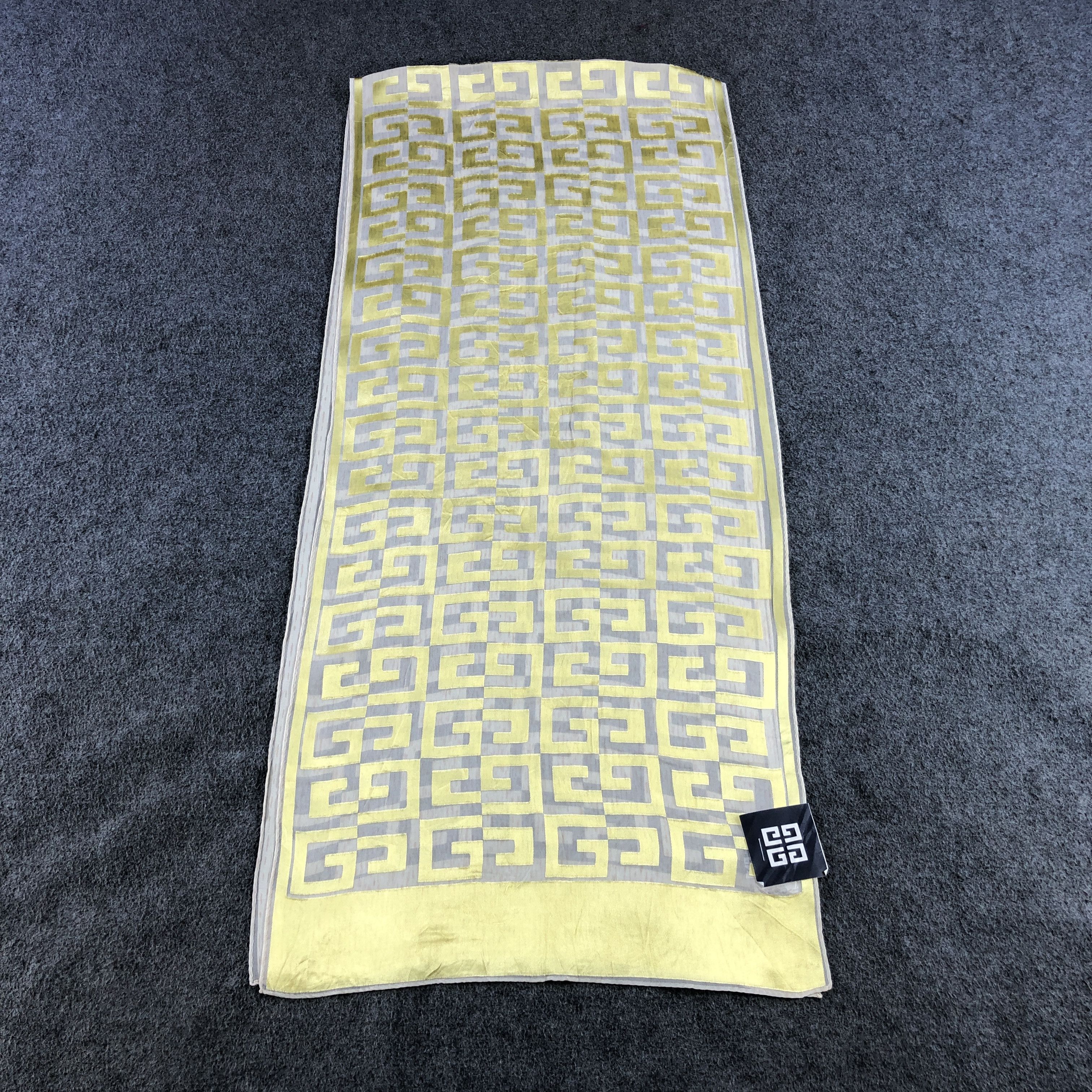 Givenchy Givenchy Monogram Silk Stole Silk Scarf M1390 Size ONE SIZE - 2 Thumbnail