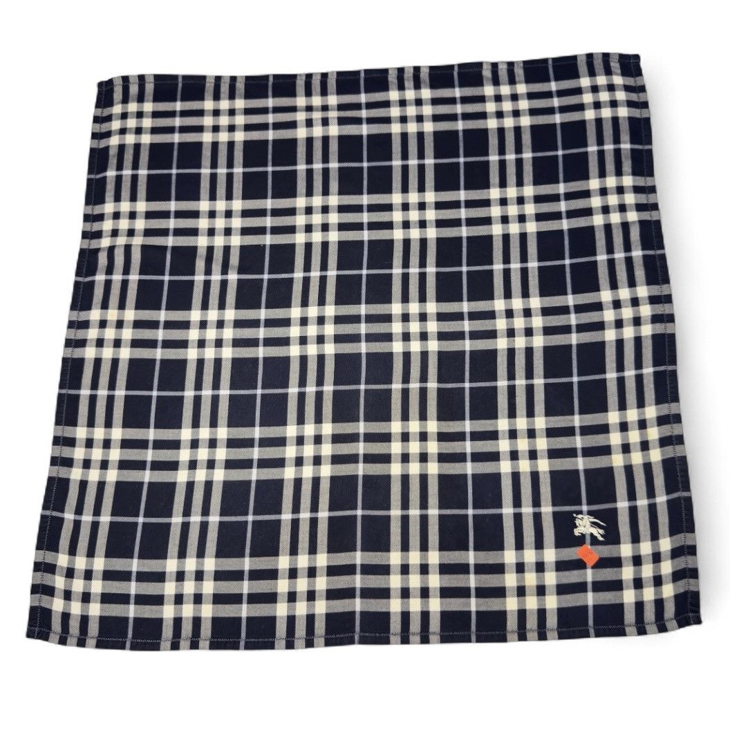 Burberry 🔥Handkerchief | Neckerchief | Bandana | Pocket-square | Size ONE SIZE - 3 Thumbnail