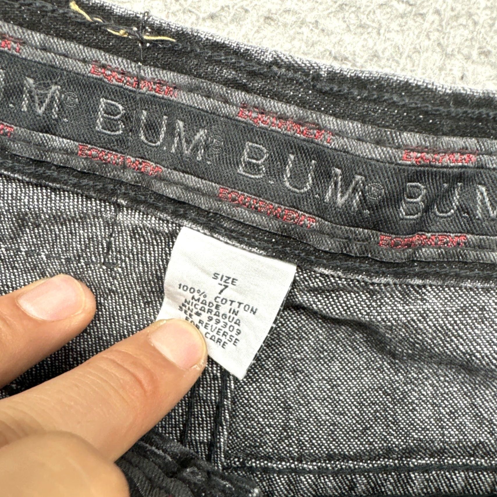Vintage VINTAGE B.U.M. Equipment Jeans Women’s Junior Size 7 Black Denim 100% Cotton Straight Leg High Rise 90s Pockets Womens Size 28" / US 6 / IT 42 - 3 Thumbnail