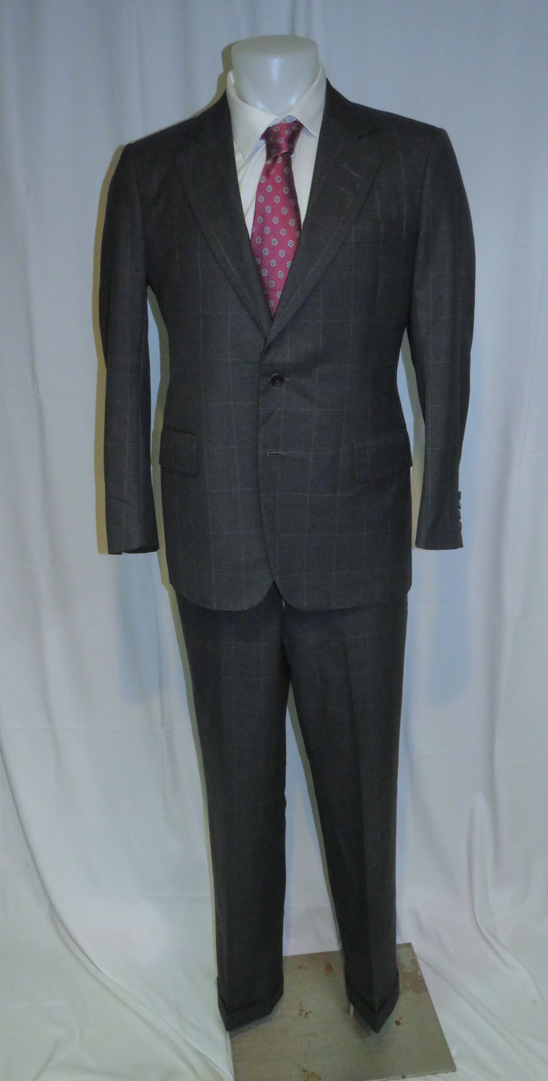 Henry Poole × Savile Row Bespoke Gray Windowpane Two Button Suit 38R Size 38R - 1 Thumbnail
