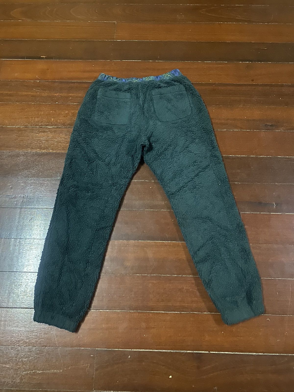 JW Anderson × Nigo × Uniqlo Crazy Baggy J.W Anderson x Uniqlo Fleece Hip Hop Pants Size US 31 - 7 Thumbnail