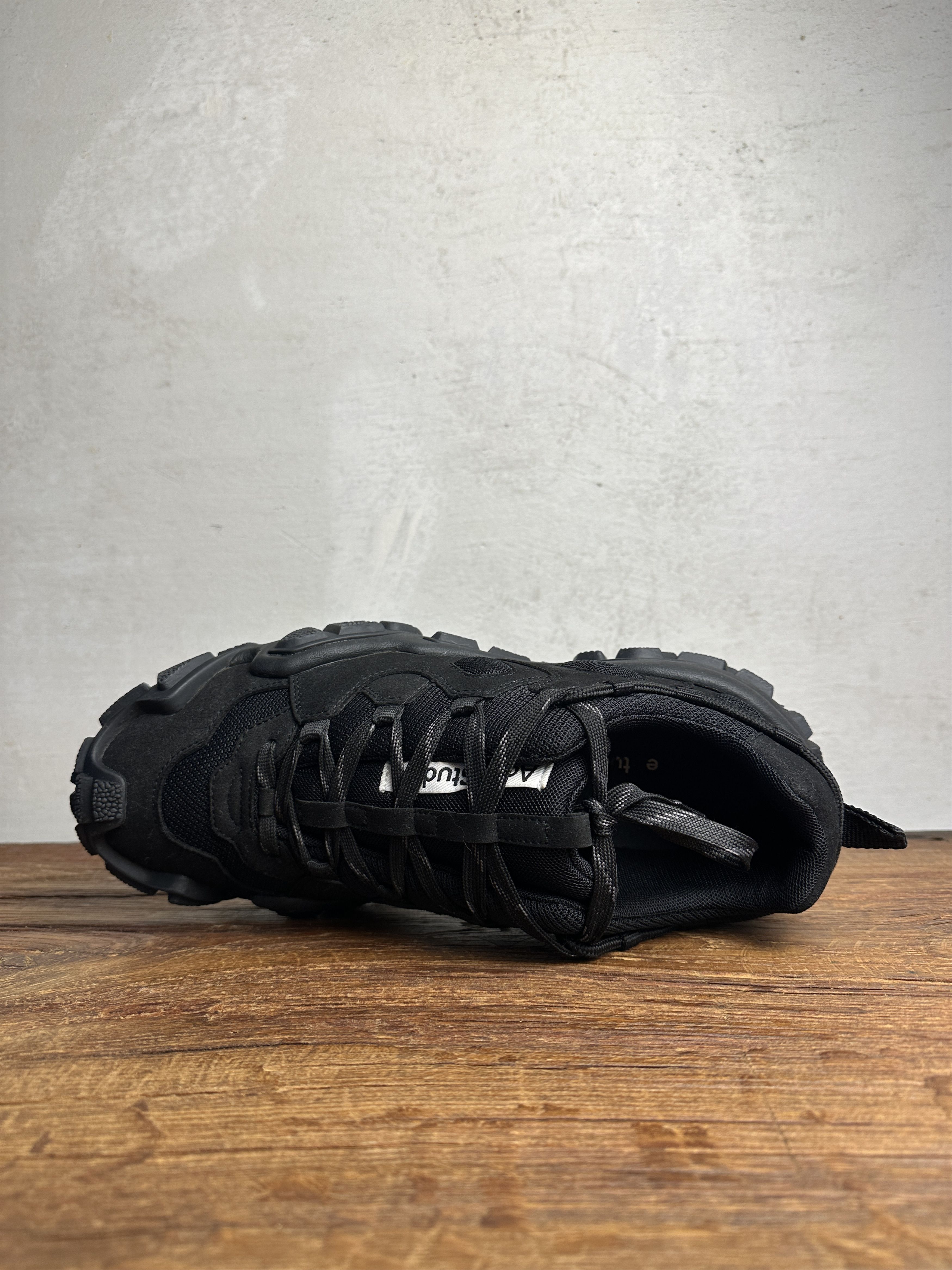 Acne Studios Acne Studios FW20 Bolzter Black Sneakers Size US 11 / EU 44 - 10 Thumbnail