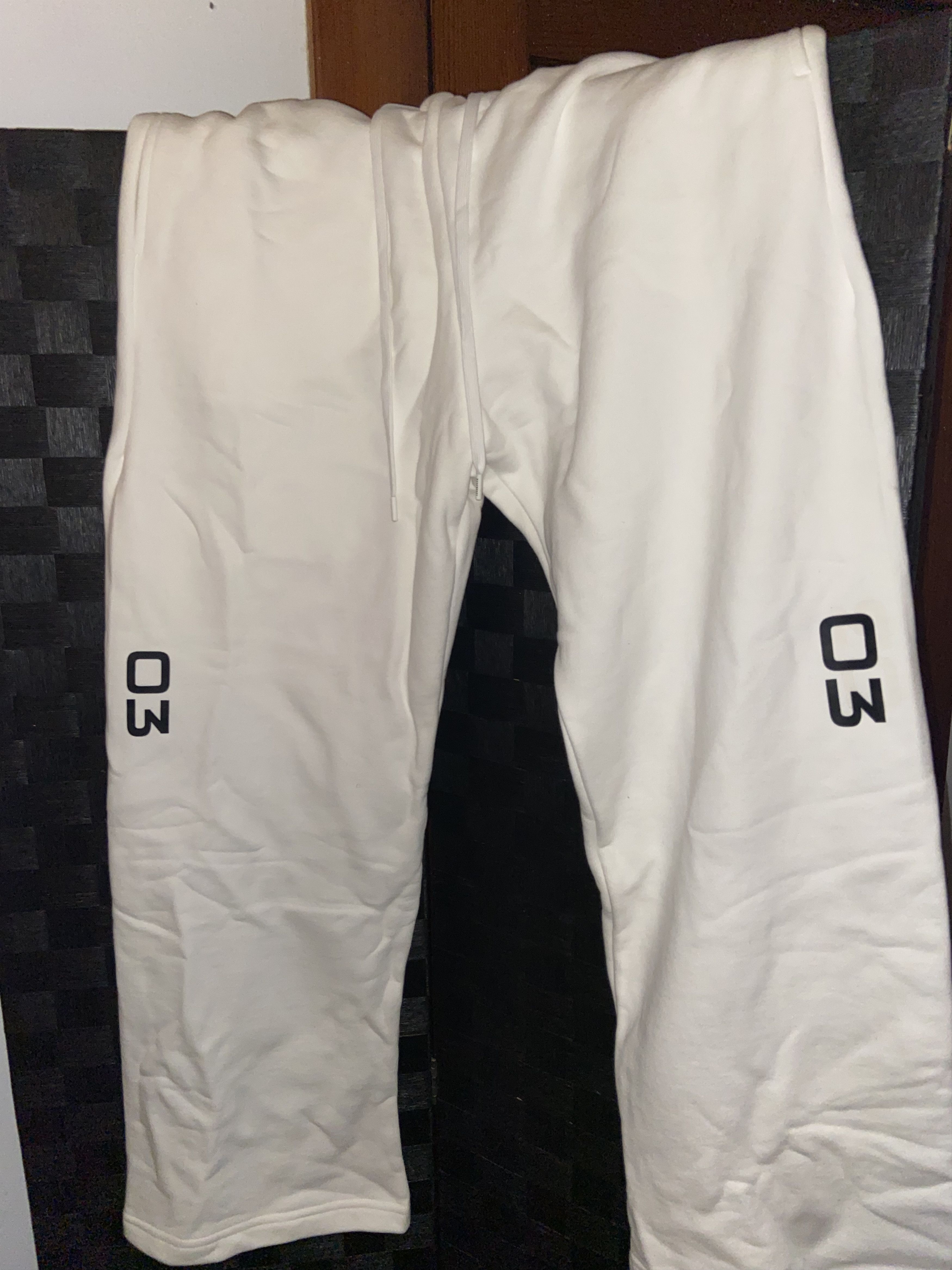 The GV Gallery White “Skip to My Lou” Sweatpants Size US 34 / EU 50 - 2 Thumbnail