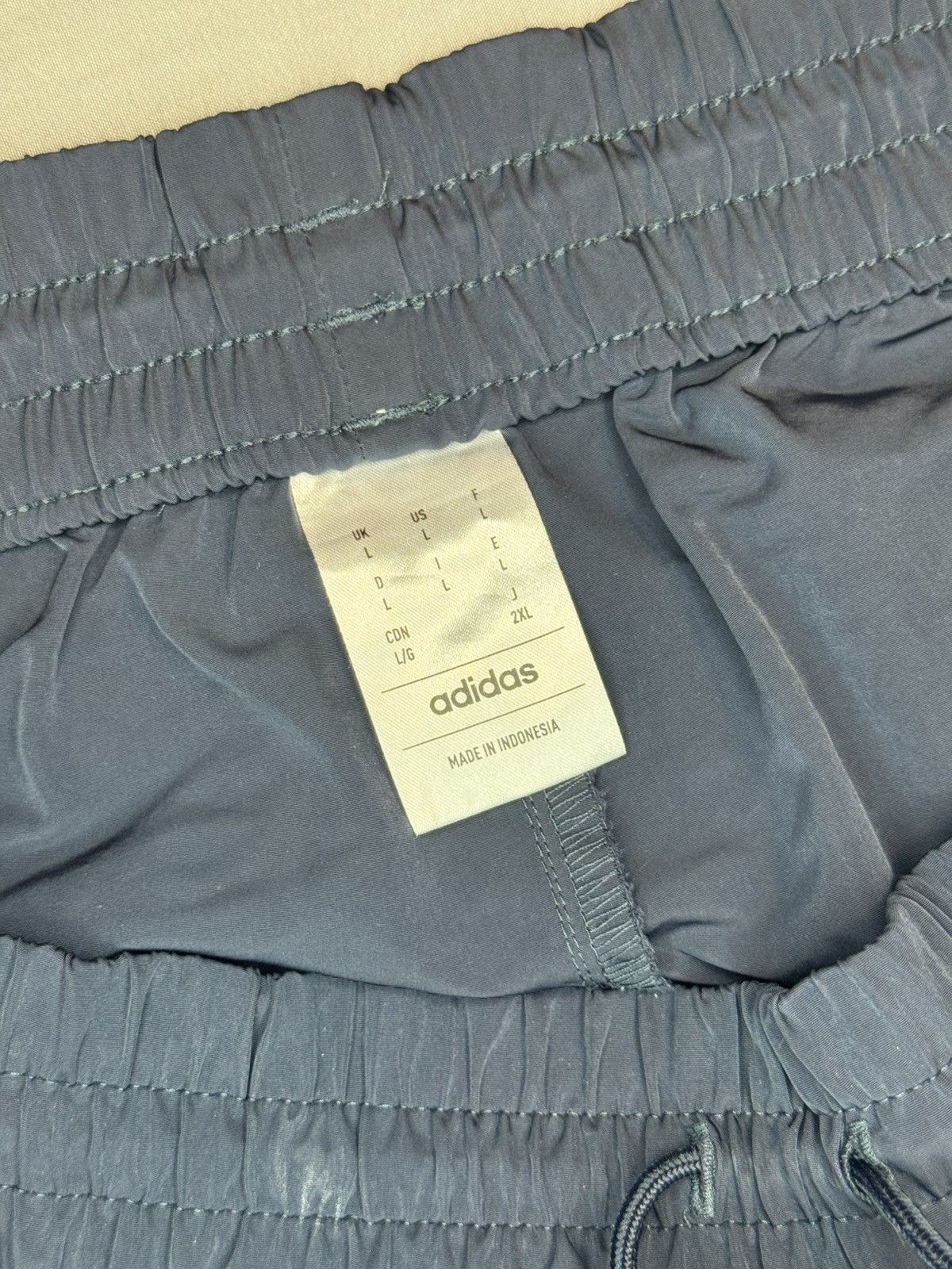 Adidas Adidas Basketball Shorts Size US 34 / EU 50 - 3 Thumbnail