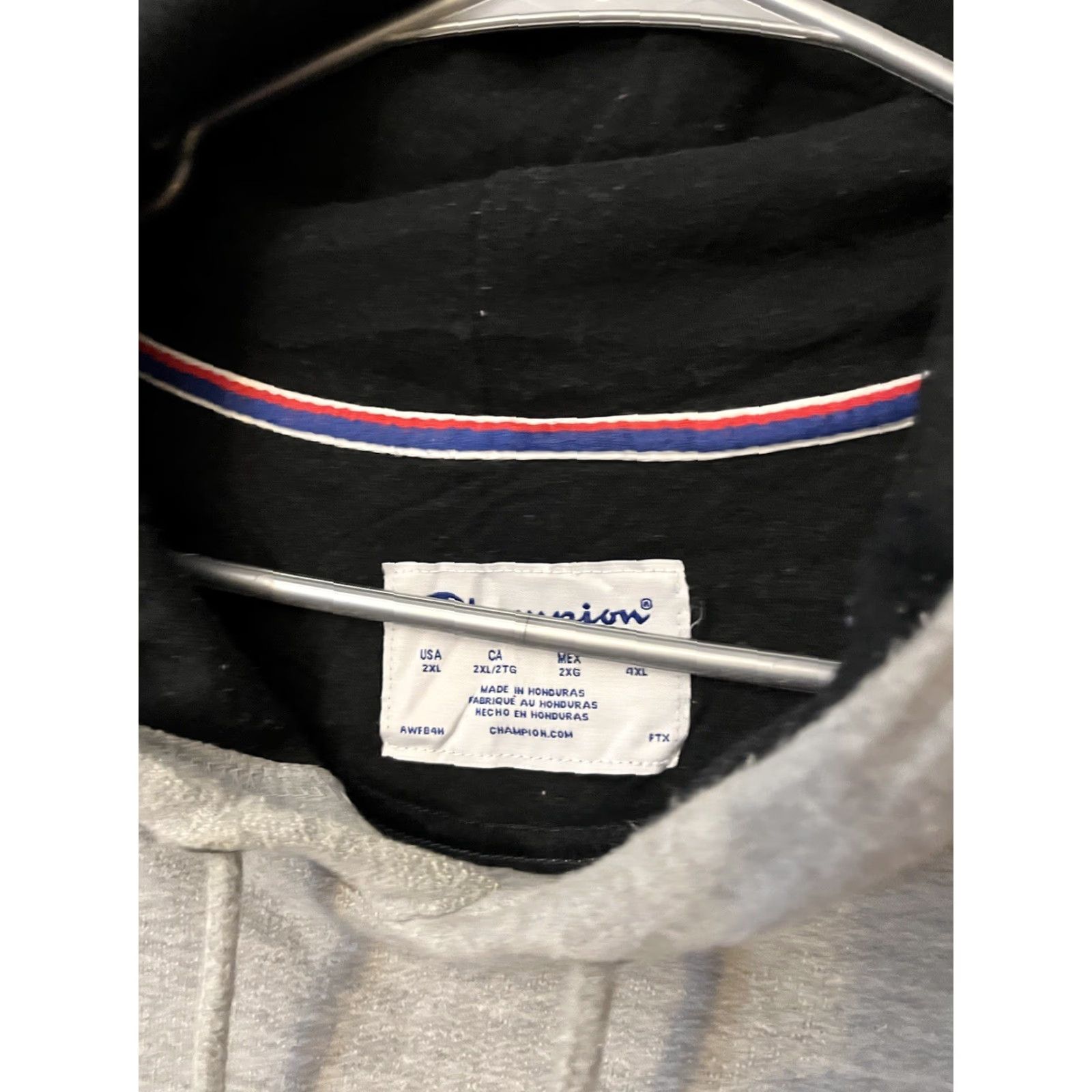 Champion Champion Hoodie Mens 2XL Gray Logo Embroidered Hooded Regular Fit Pullover Sweatshirt Size US XXL / EU 58 / 5 - 2 Thumbnail