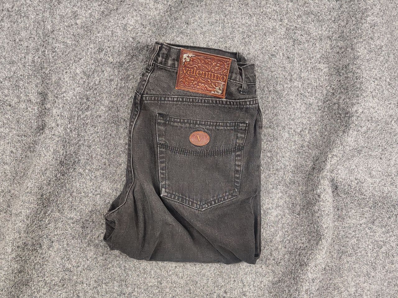 Valentino Vintage 80's Valentino Authentic Mom Dark Gray denim Jeans Size 29" - 1 Thumbnail