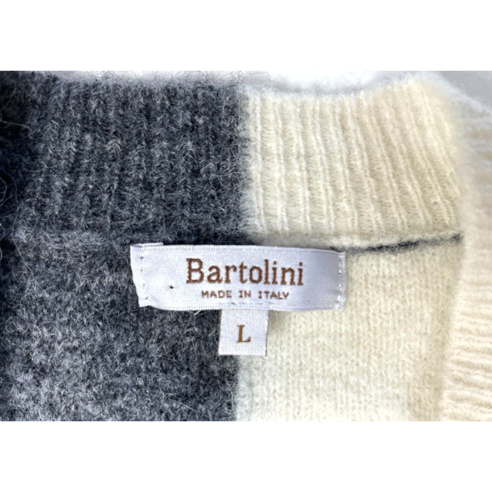 Vintage Bartolini Women’s V-Neck Sweater Two-Tone Knit Pullover Size L Gray White Alpaka Blend Made in Italy Size L / US 10 / IT 46 - 6 Thumbnail