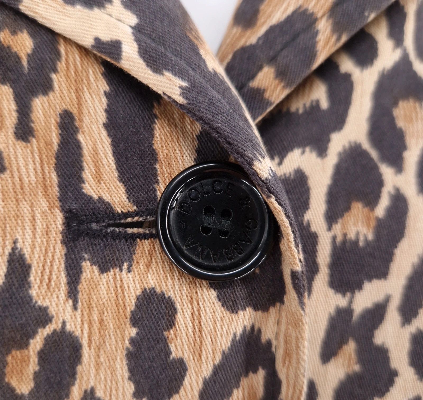 Dolce & Gabbana Vintage Dolce & Gabbana Mainline Leopard Print Coat Size L / US 10 / IT 46 - 6 Thumbnail