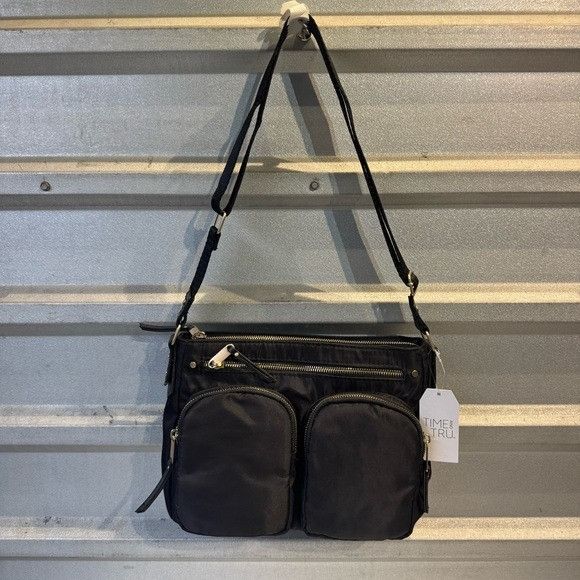 Other NWT TIME AND TRU ADJUSTABLE SHOULDER STRAP BLACK HANDBAG Size ONE SIZE - 1 Thumbnail