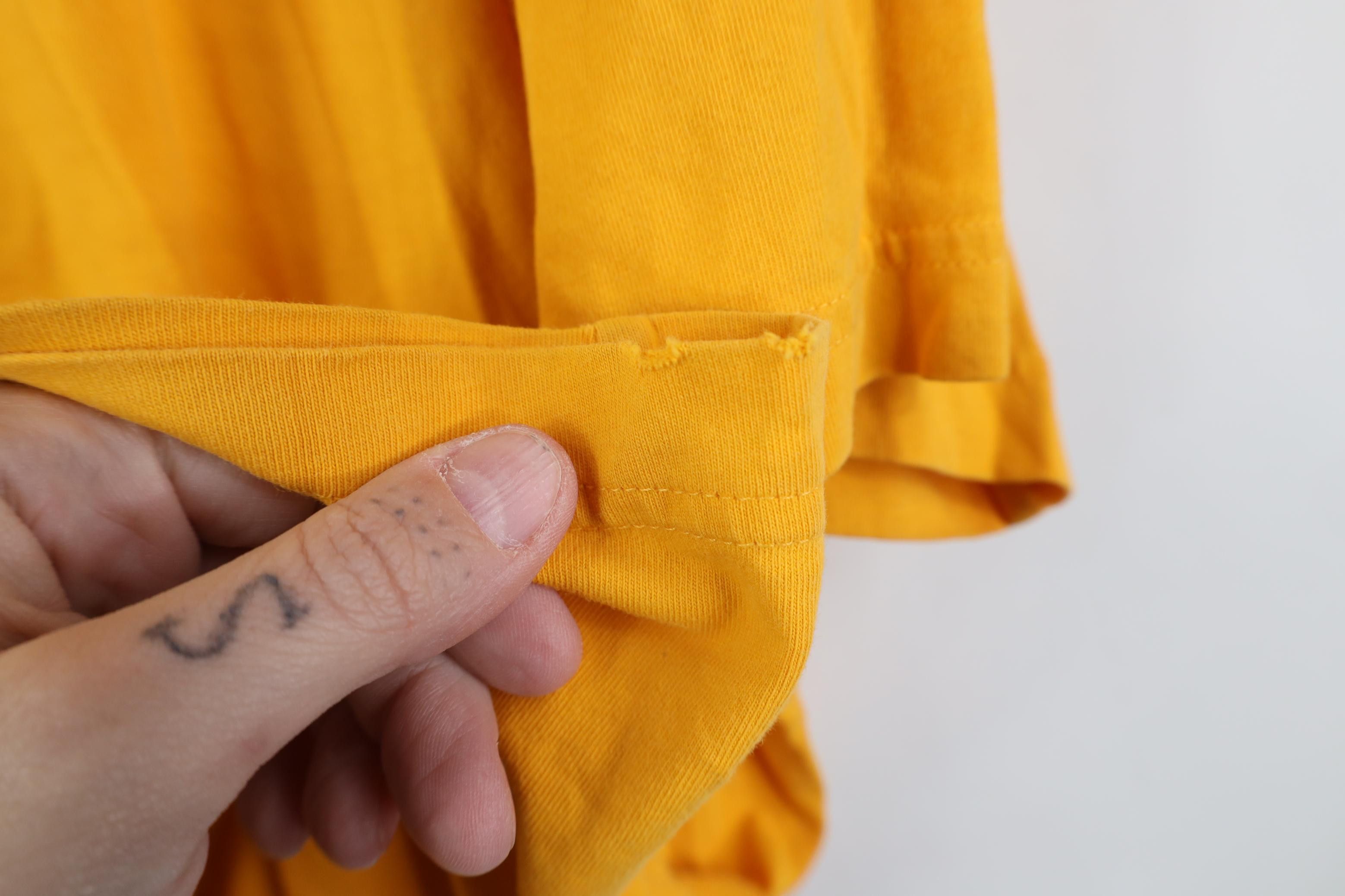 Lands' End Vintage Y2K Lands End Short Sleeve T-Shirt Yellow Cotton Size US L / EU 52-54 / 3 - 11 Thumbnail