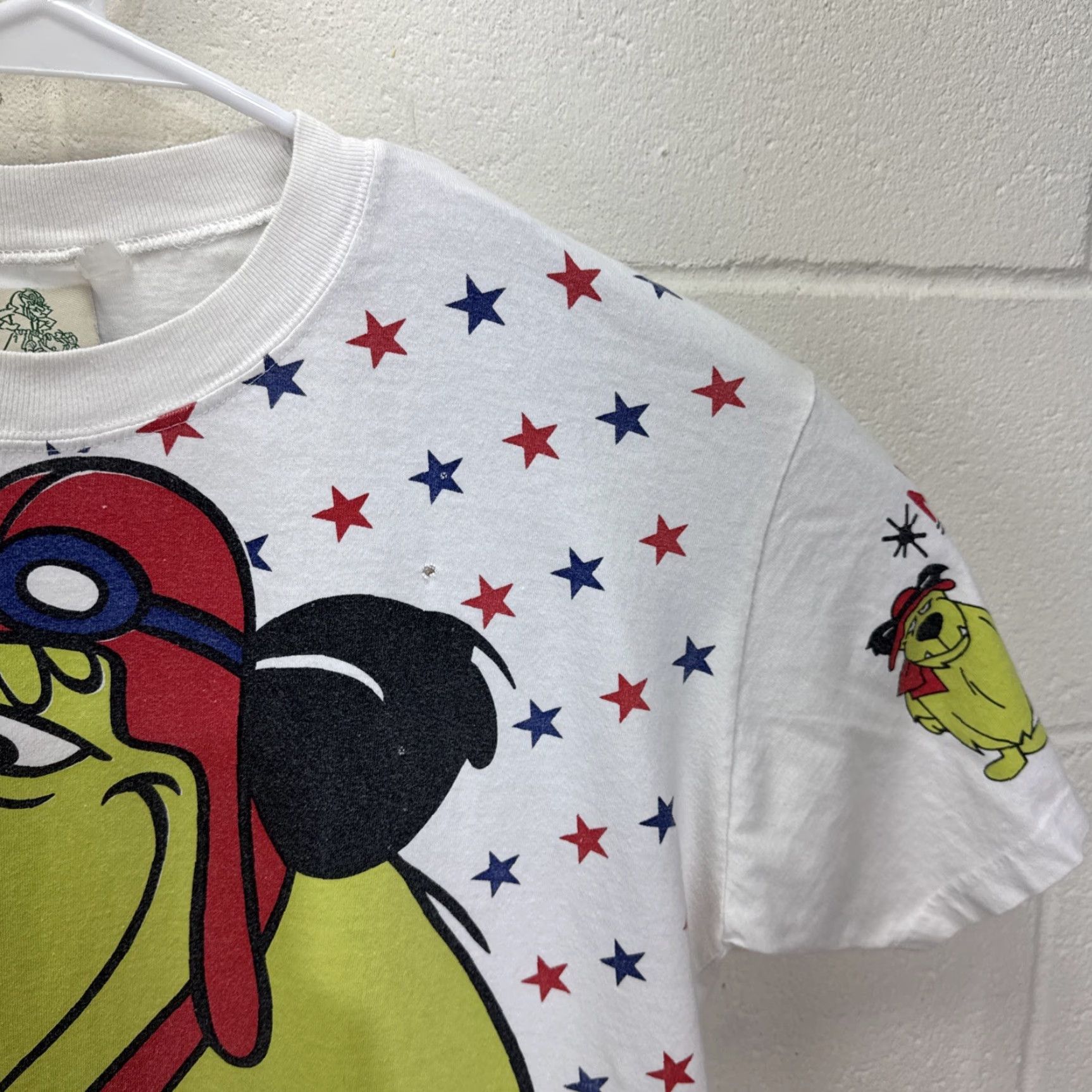 Vintage VINTAGE Wacky Racing Muttley Cartoon T-Shirt Men Large White 90s Hanna Barbera Retro Graphics Size US L / EU 52-54 / 3 - 7 Thumbnail