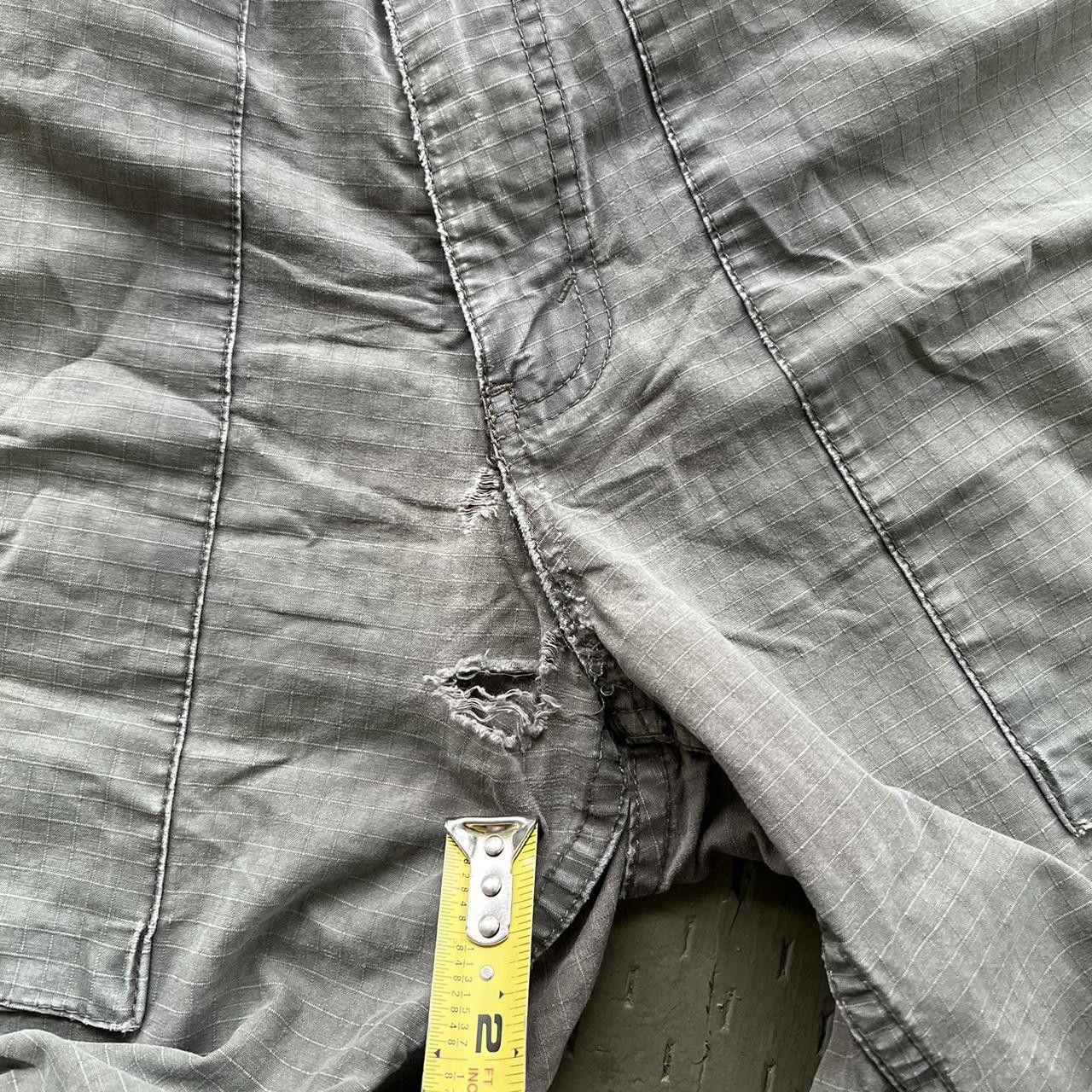 Levi's × Vintage Levis L2 Vintage Baggy Light Green Cargo pants Size US 32 / EU 48 - 7 Thumbnail