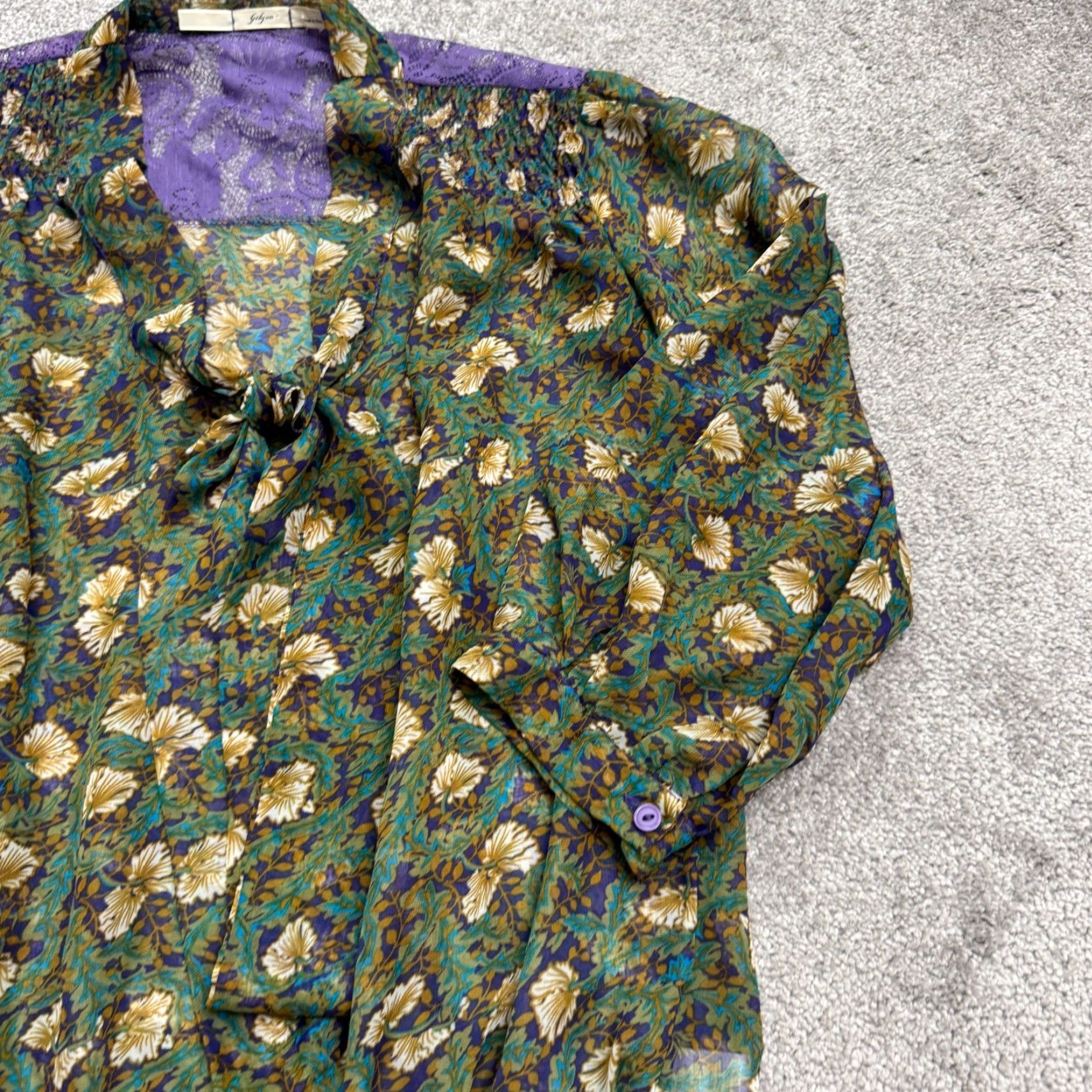 Vintage Gibson Puff Sleeve Tie High Neck Floral Blouse Womens M Green Purple Lace Floral Boho Cottage Boho Blouse, Puff Sleeve, Green, Medium, Gibson, Womens Size M / US 6-8 / IT 42-44 - 5 Thumbnail