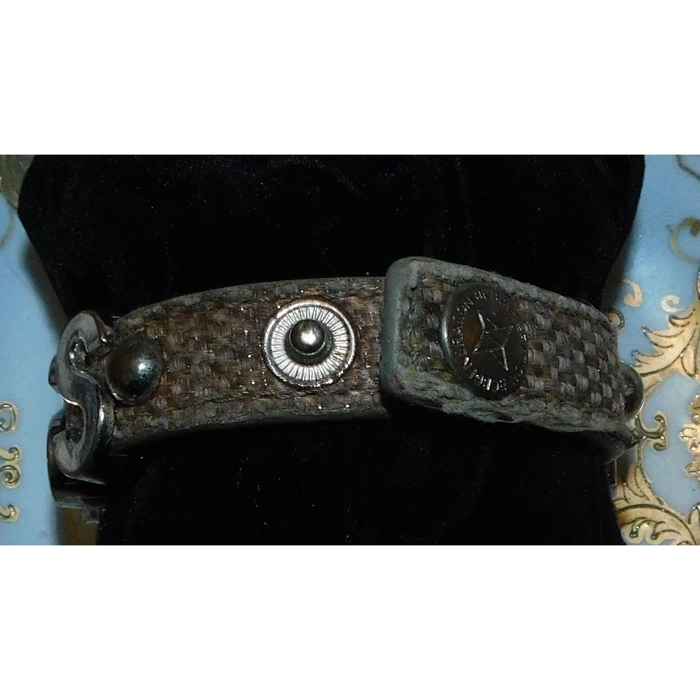 BCBGeneration BCBGenerations Fearless Slide Charm Bracelet Size ONE SIZE - 7 Thumbnail