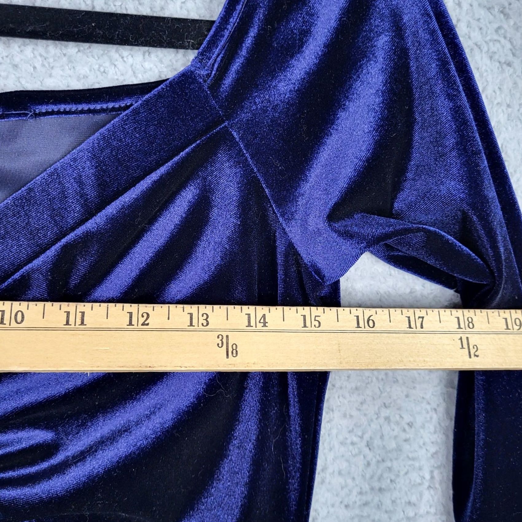 Velvet HUSTLER Women's Velvet Bodycon Dress Sweetheart Neck Ruched Blue Sz L Size L / US 10 / IT 46 - 4 Thumbnail