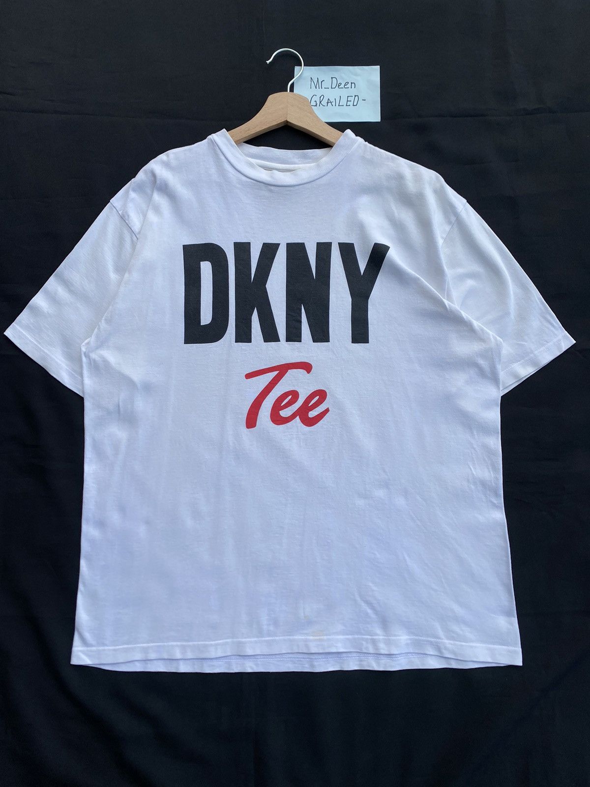 DKNY Rare Vintage DKNY Big Logo Spellout Tshirt Size US L / EU 52-54 / 3 - 1 Thumbnail