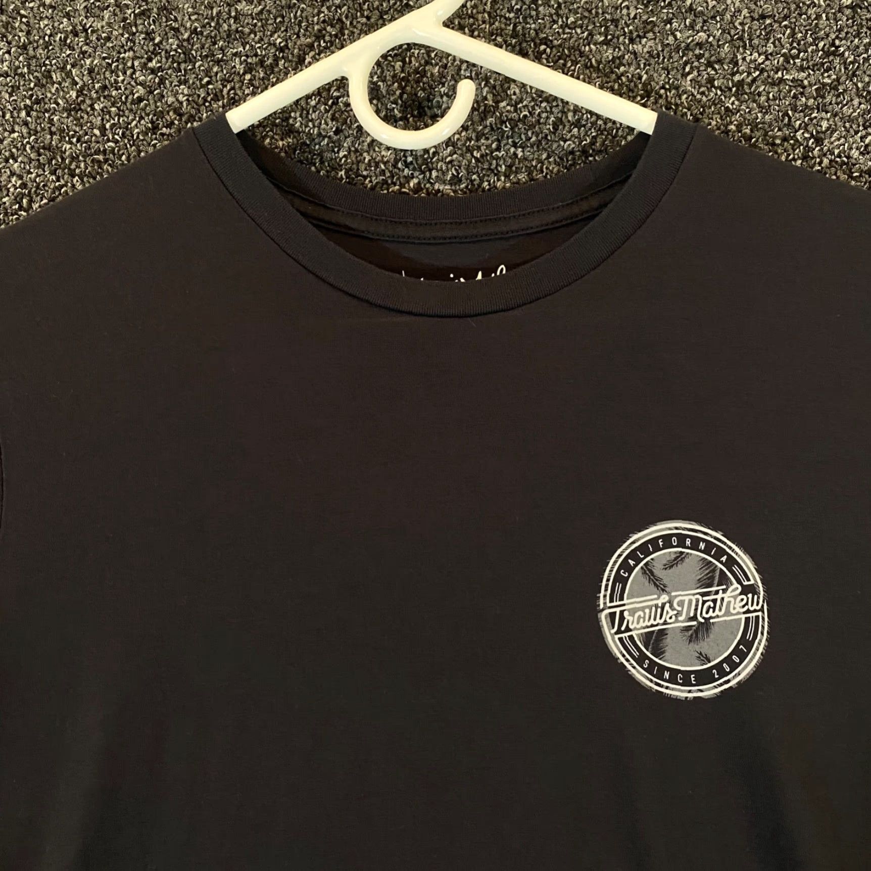 TravisMathew TRAVIS MATHEW Golf Shirt Mens Small Black Short Sleeve Pima Cotton Logo Size US S / EU 44-46 / 1 - 2 Thumbnail