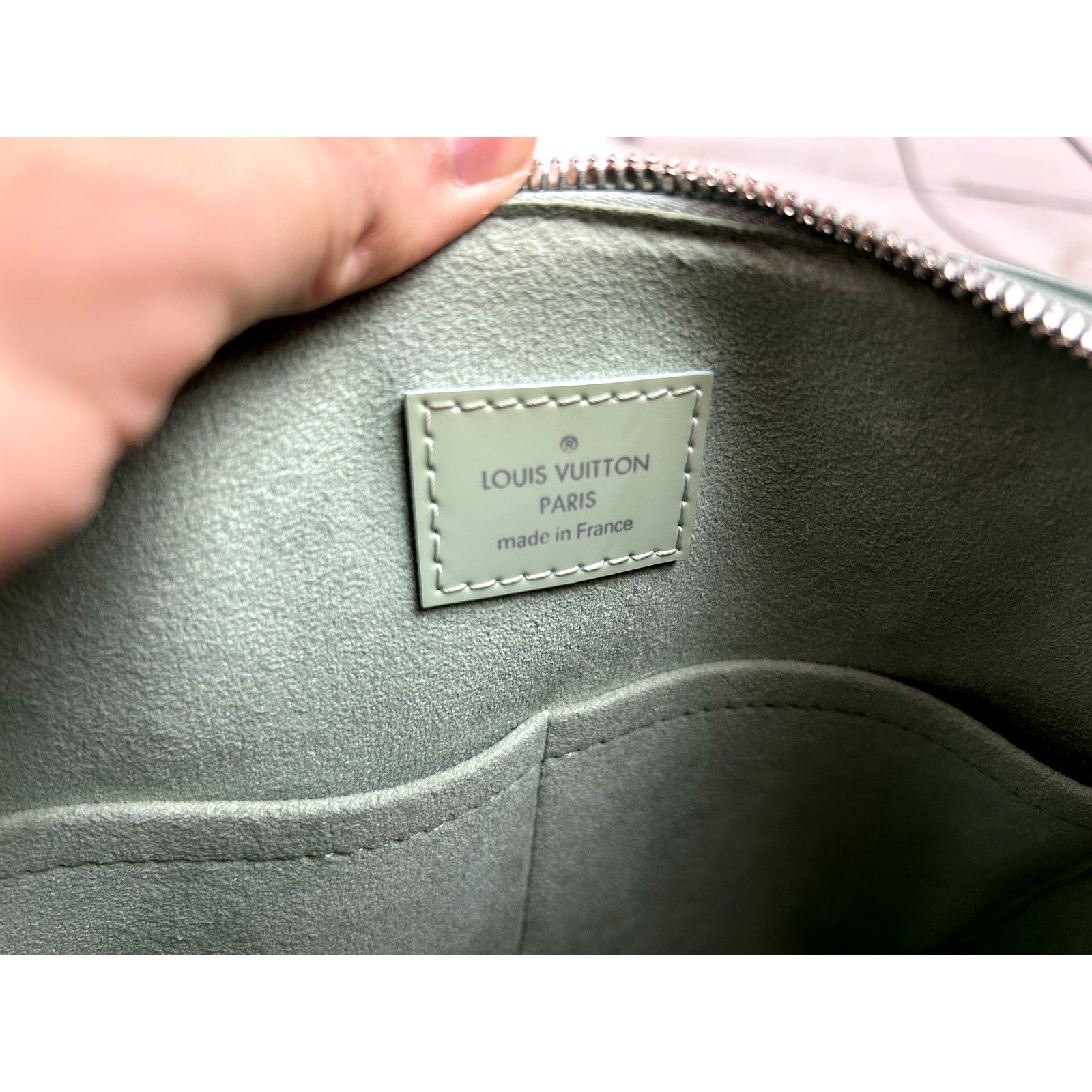 Louis Vuitton Louis Vuitton Alma Watercoat PM Size ONE SIZE - 9 Thumbnail