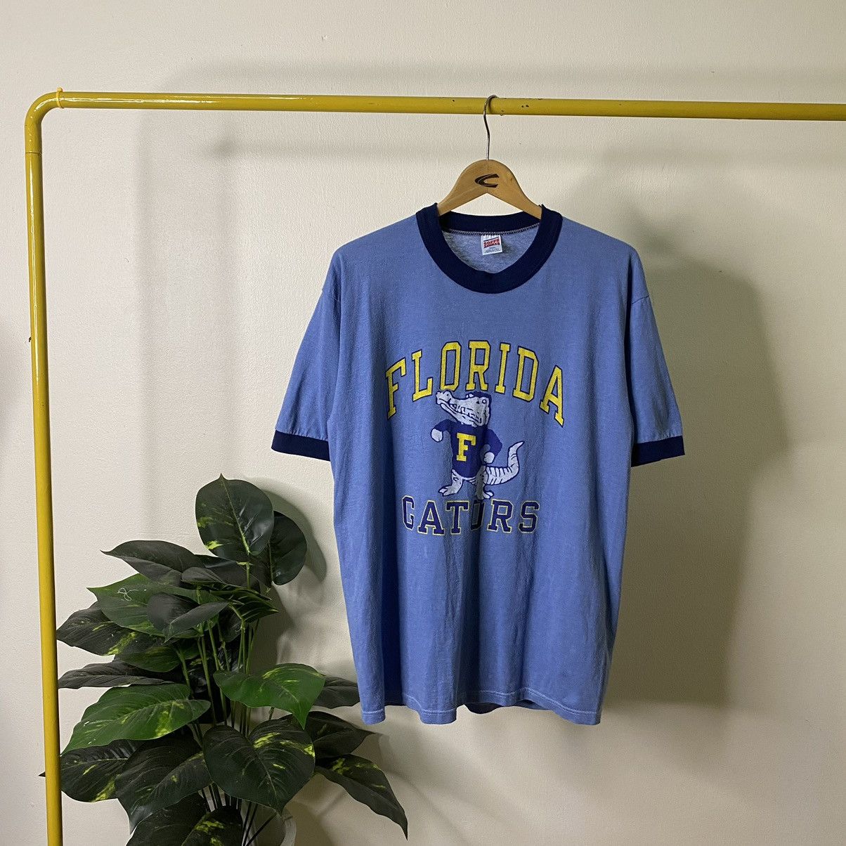 Vintage Vintage 1980s University of Florida Gators Athletic NCAA Tee Size US M / EU 48-50 / 2 - 1 Thumbnail