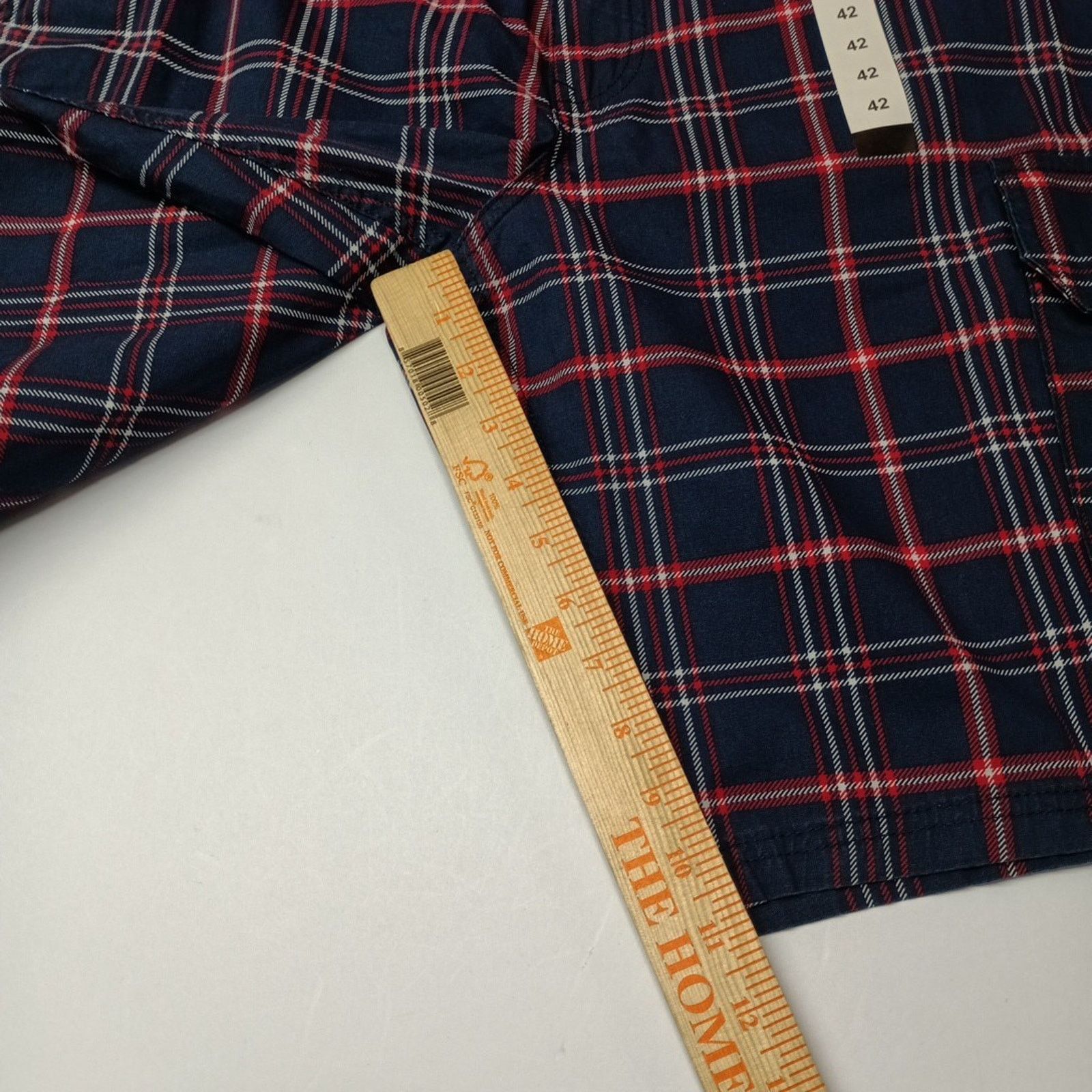 Lee Lee Cargo Shorts Men's Size 42 Blue Red Plaid Checkered Size US 42 / EU 58 - 2 Thumbnail