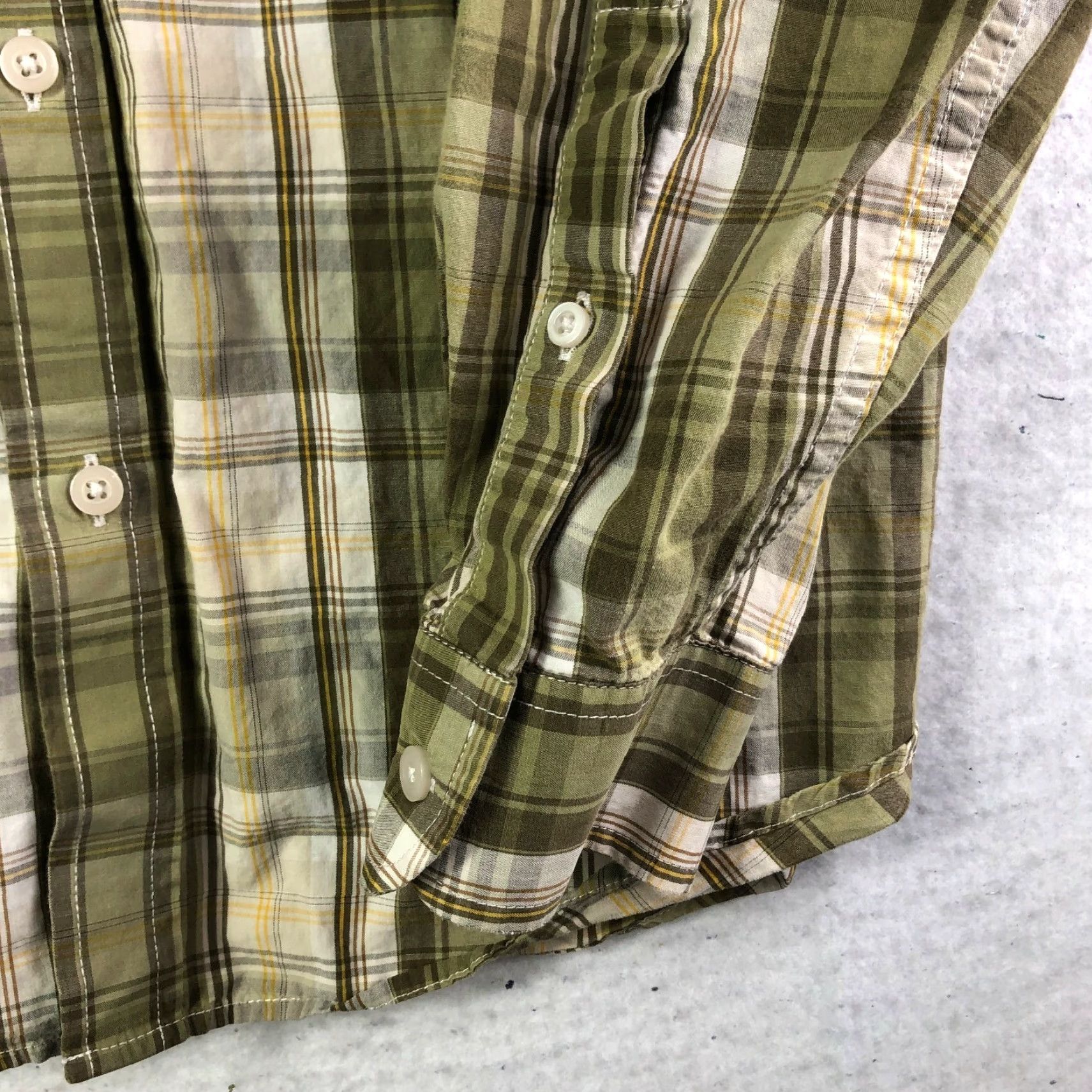 Eddie Bauer Eddie Bauer Classic Fit Mens Large Green Plaid Long Sleeve Button Down Collar Shirt Size US L / EU 52-54 / 3 - 3 Thumbnail