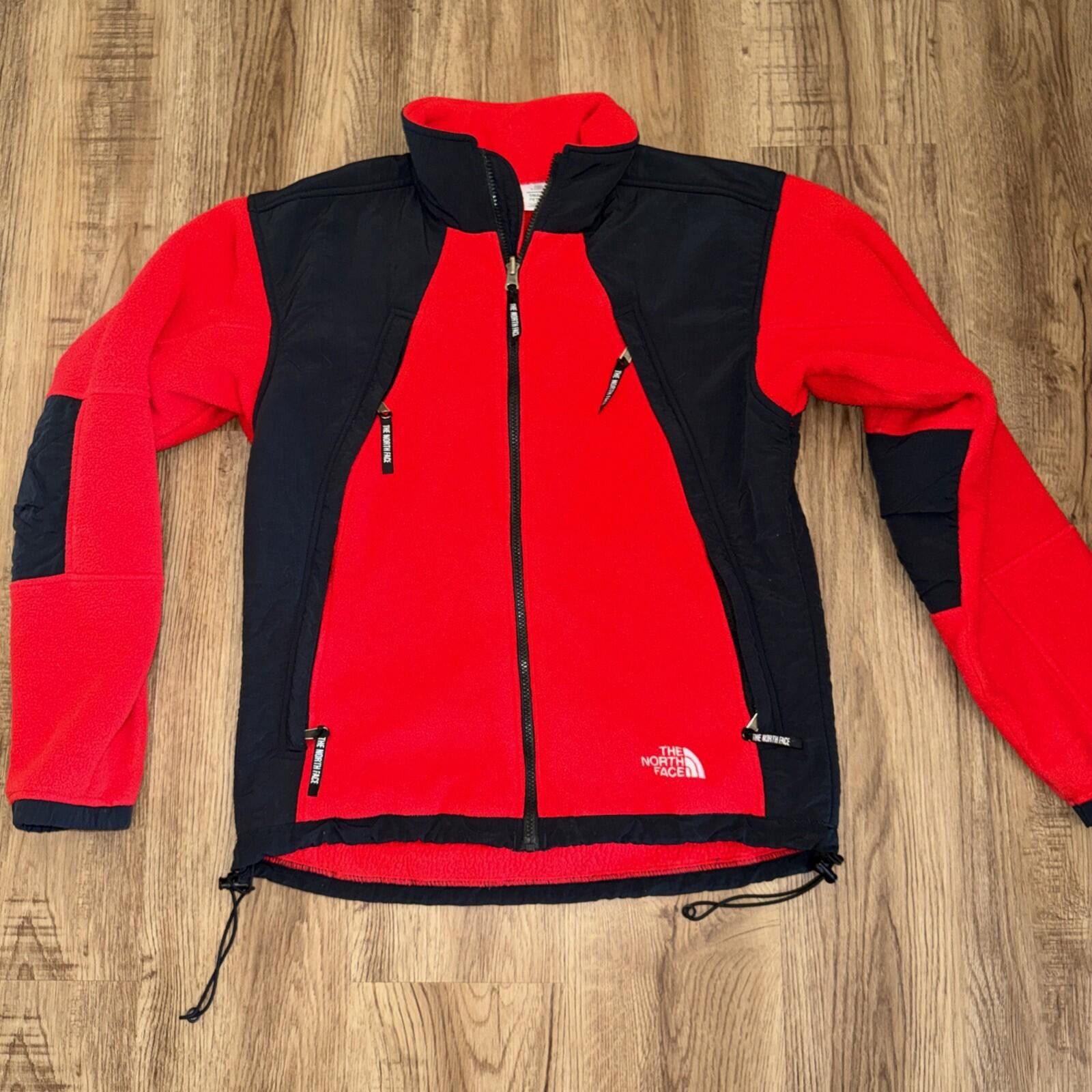 The North Face Vtg North Face Fleece Jacket Red Black 90s Denali Polartec Size US S / EU 44-46 / 1 - 1 Thumbnail