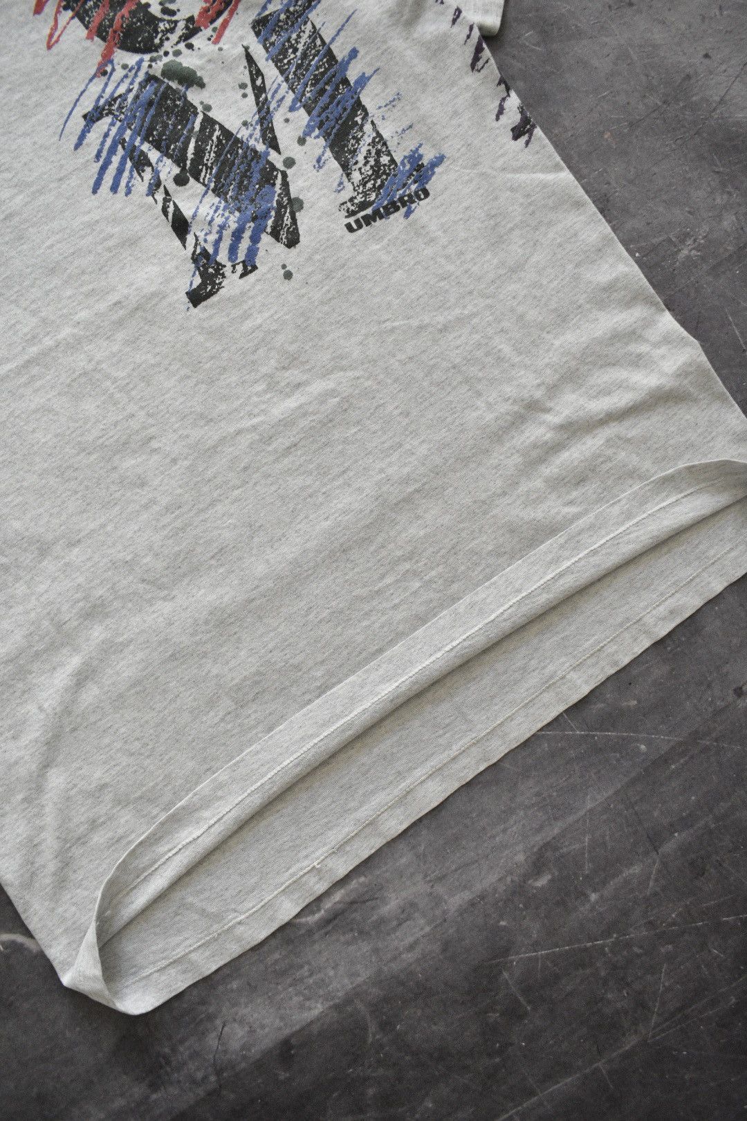 Umbro × Vintage Vintage 90s Umbro T-Shirt (XL) Size US XL / EU 56 / 4 - 6 Thumbnail