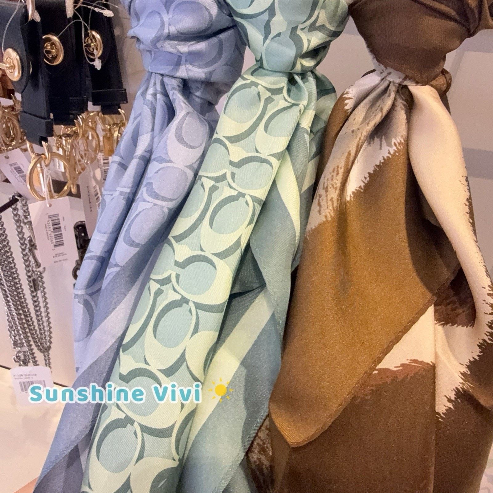 Coach NWT Coach Silk Diamond Scarf CCQ00 mint color (no bag） Size ONE SIZE - 2 Thumbnail