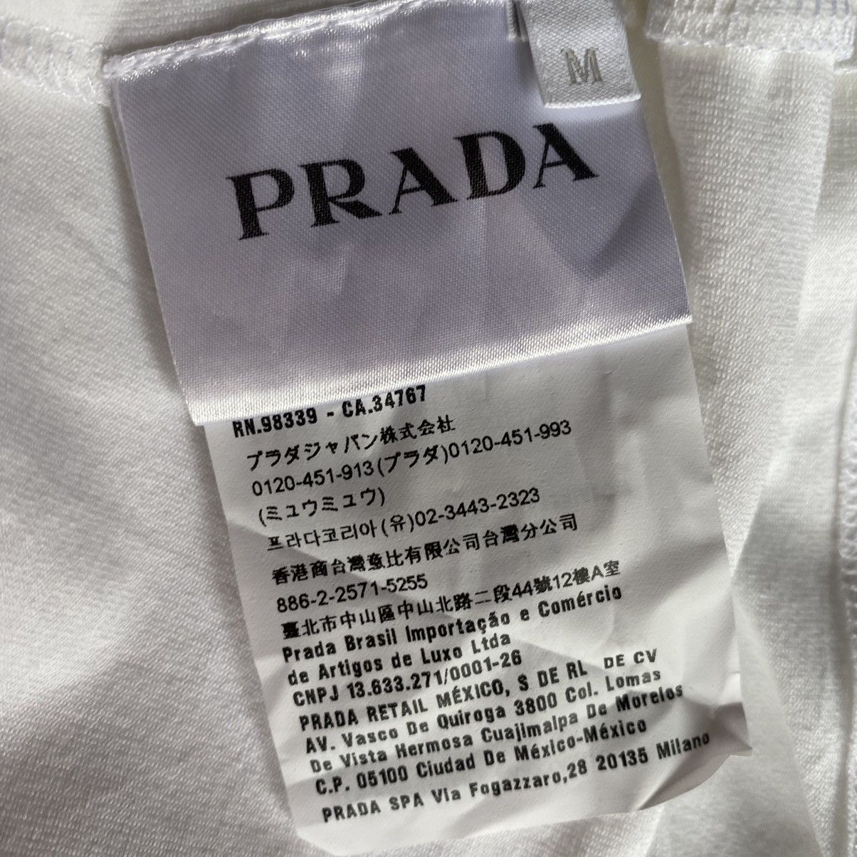 Prada Prada V Neck Nylon Pocket T Shirt Size US M / EU 48-50 / 2 - 6 Thumbnail
