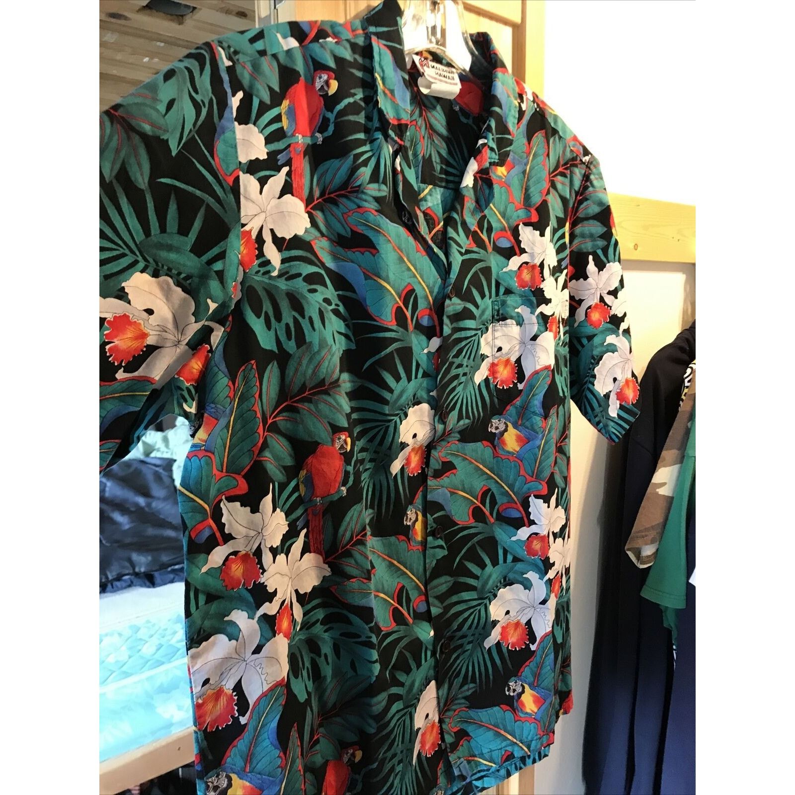 Other Malihini VTG Mens L Parrot Black Green Floral Hawaiian Shirt Size US L / EU 52-54 / 3 - 5 Thumbnail