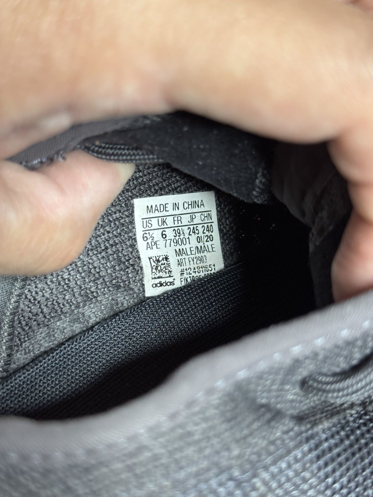 Yeezy Adidas Yeezy Boost 350 V2 Cinder 6.5Men/8.5 Women Used Size US 6.5 / EU 39-40 - 6 Thumbnail
