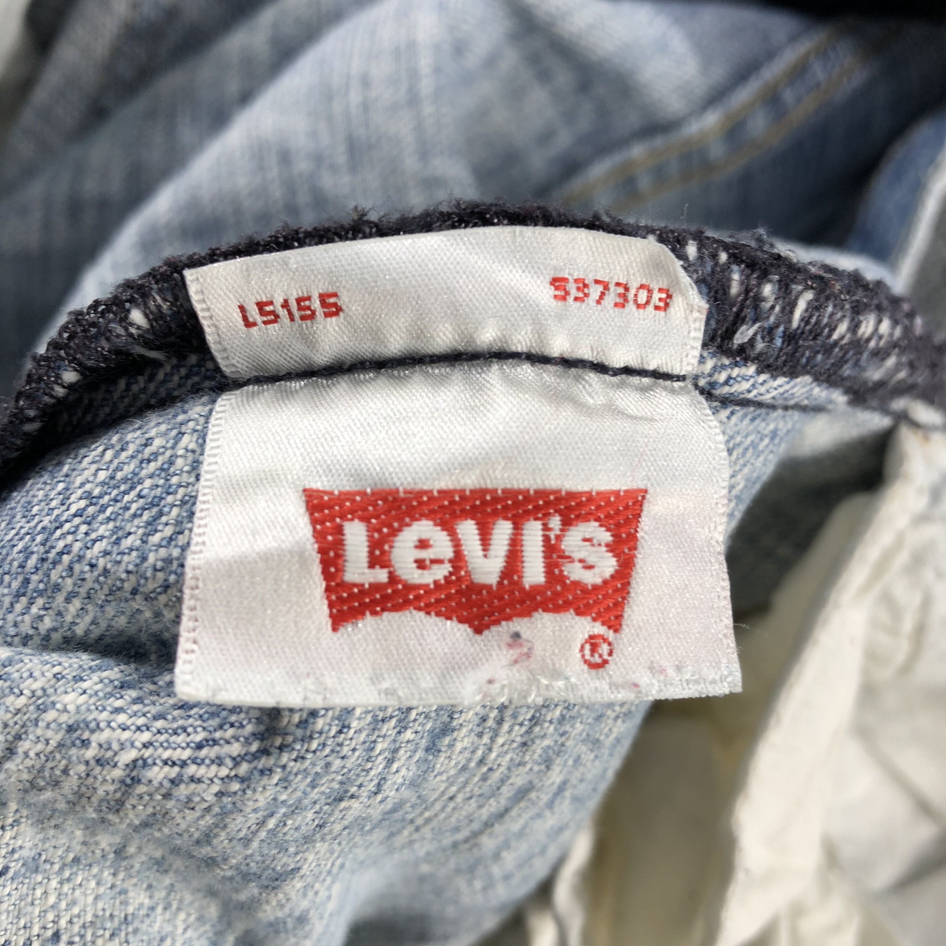 Levi's Vintage Blue Wash Levis 501 Jeans-J2494 Size US 41 - 18 Thumbnail