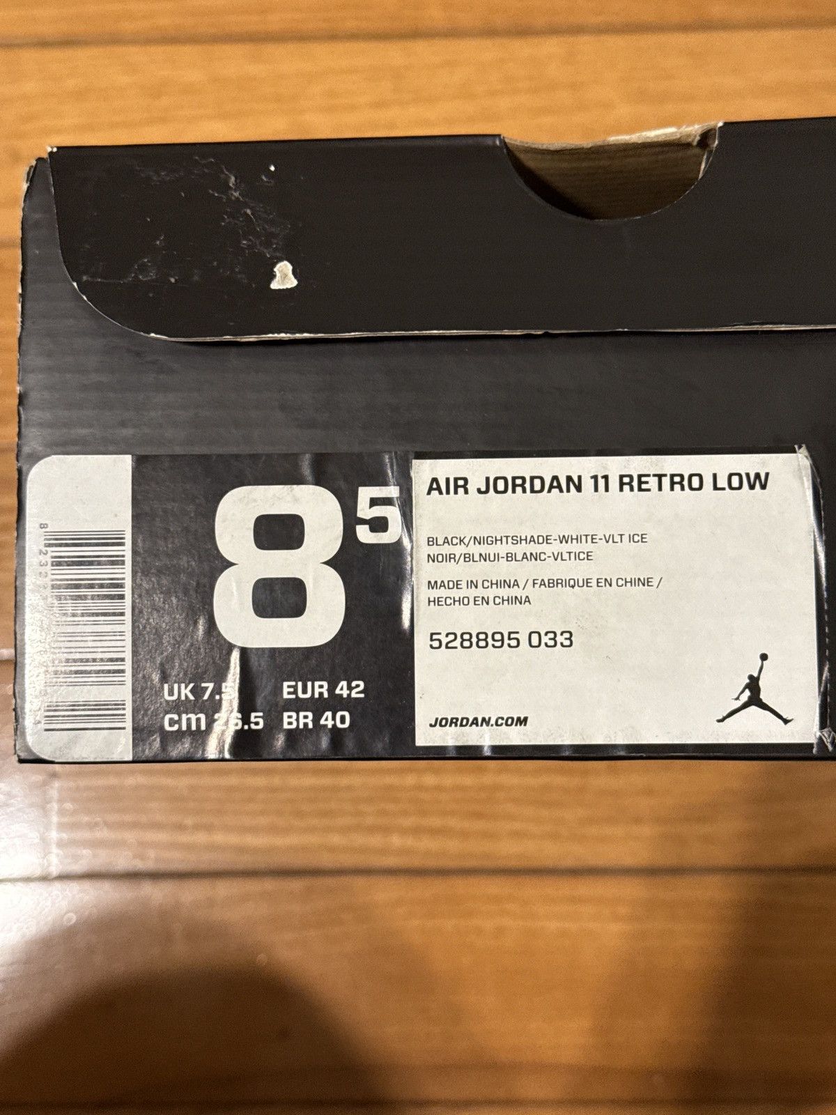 Nike Air Jordan 11 Retro Low Size US 8.5 / EU 41-42 - 7 Thumbnail