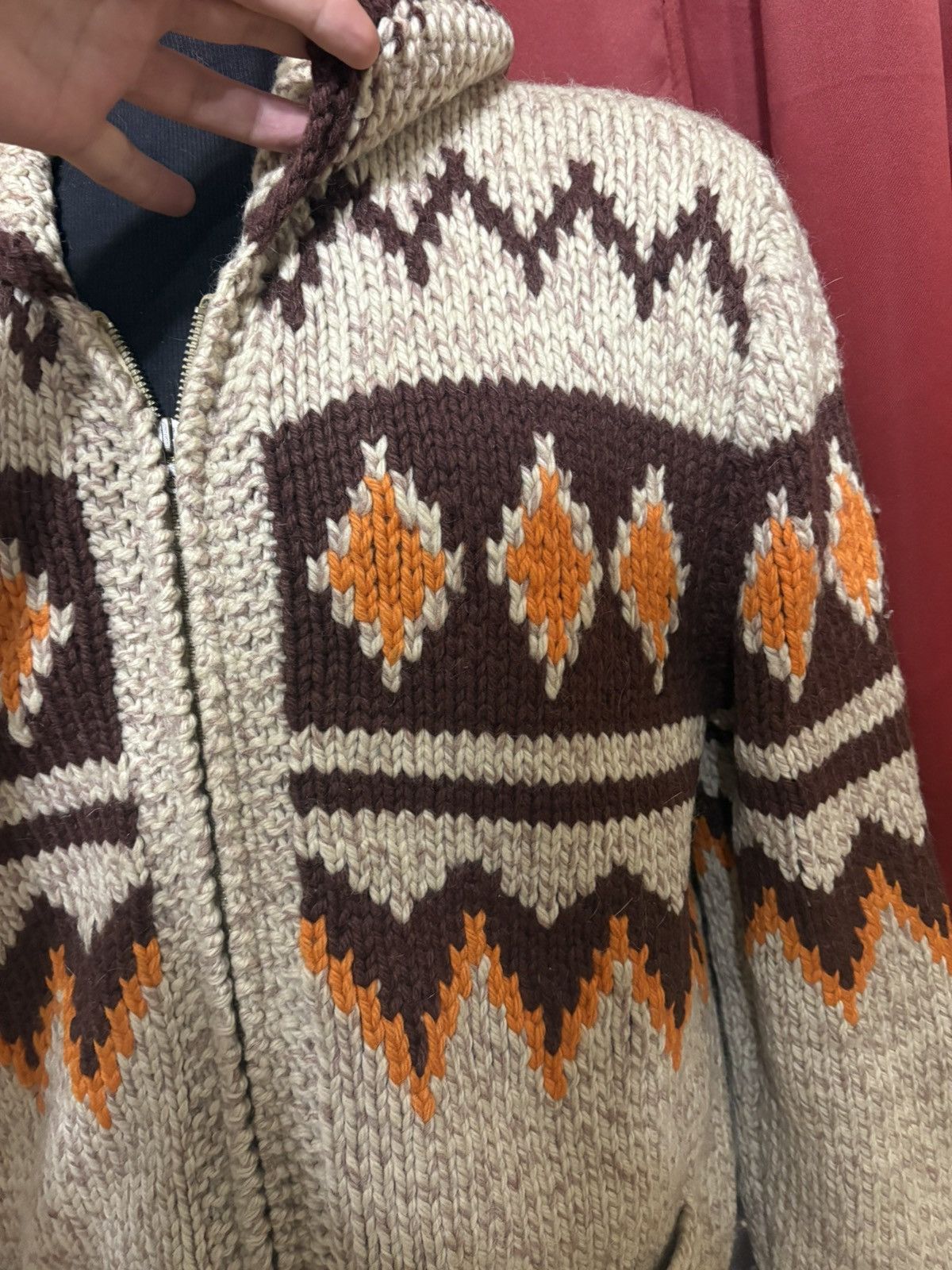 Handmade Vintage Cowichan Sweater Jacket Charlie Brown Geometric Size US XL / EU 56 / 4 - 4 Thumbnail