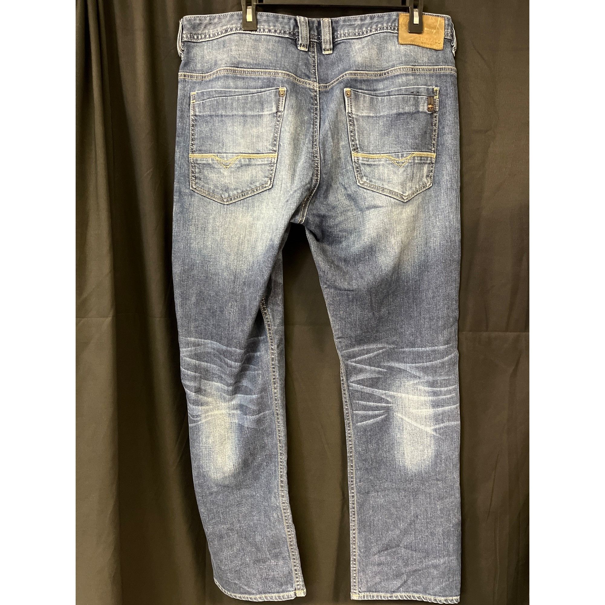 Buffalo David Bitton Buffalo David Bitton Men's Blue Jeans/Slim Fit 38x32 SKU 410 Size US 38 / EU 54 - 2 Thumbnail