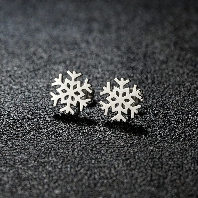 Jewelry Classic Snowflake Mini Stud Earrings Charm Earring Gift Size ONE SIZE - 1 Preview